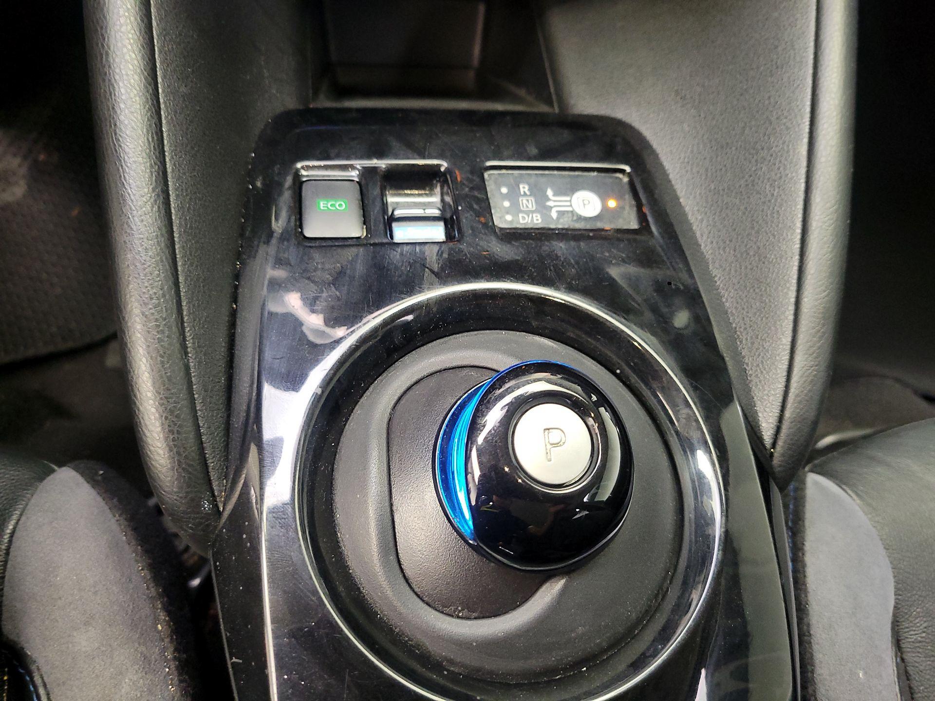 Thumbnail: 2021 Nissan Leaf - 18