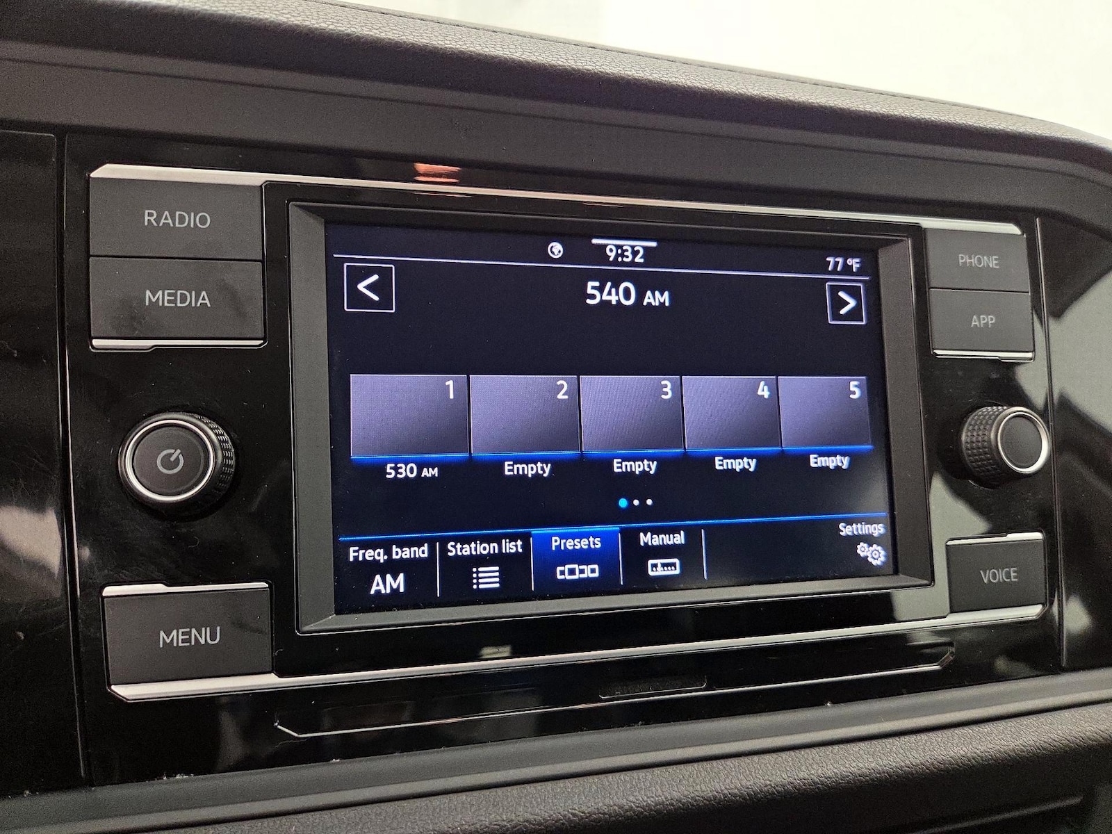 2023 Volkswagen Jetta S - Photo 16