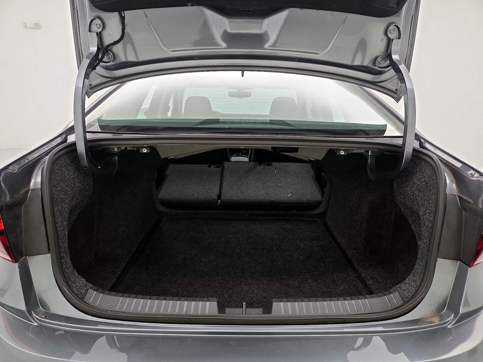 2023 Volkswagen Jetta S - Photo 22