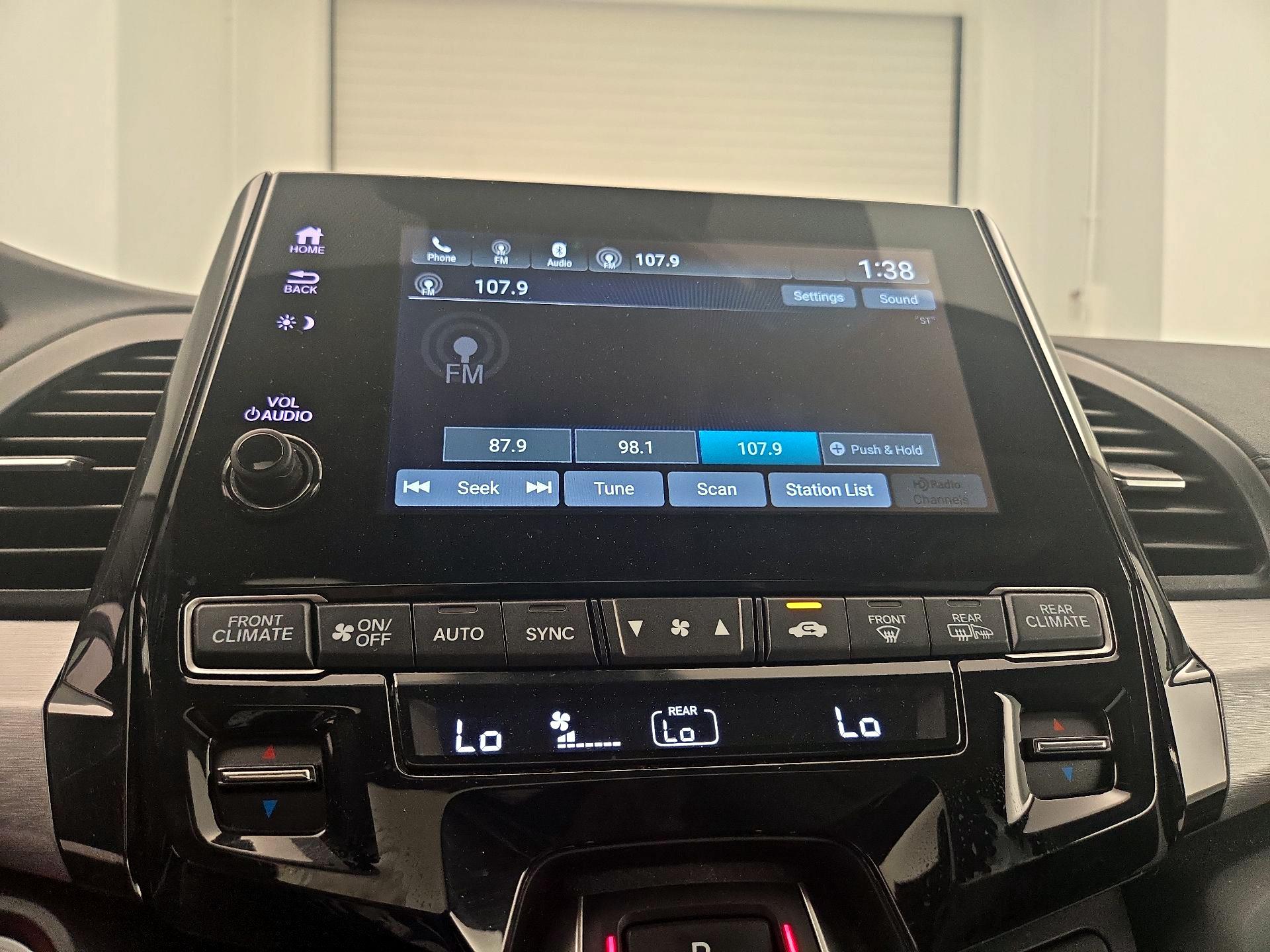 Thumbnail: 2023 Honda Odyssey - 15