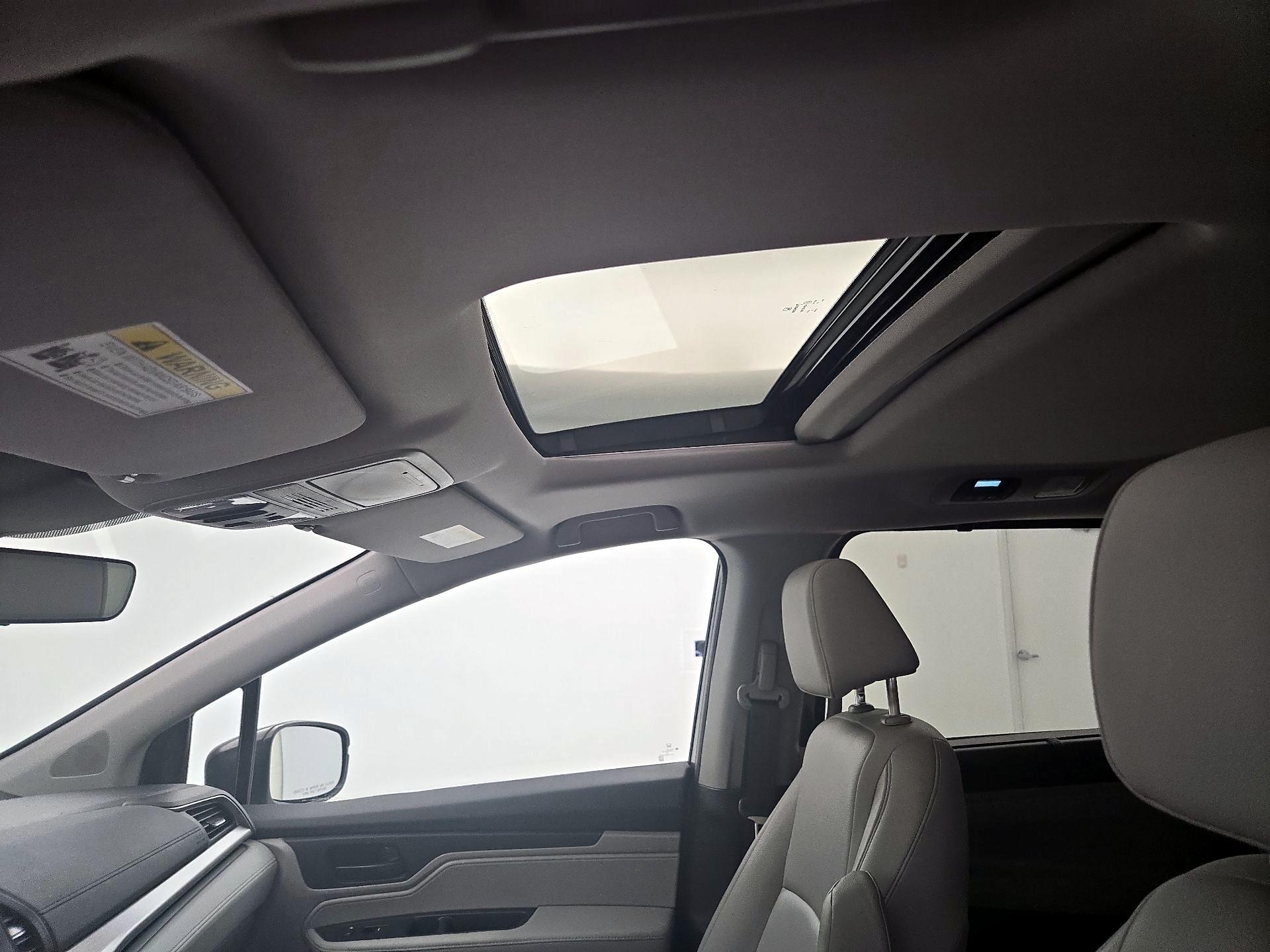 Thumbnail: 2023 Honda Odyssey - 19