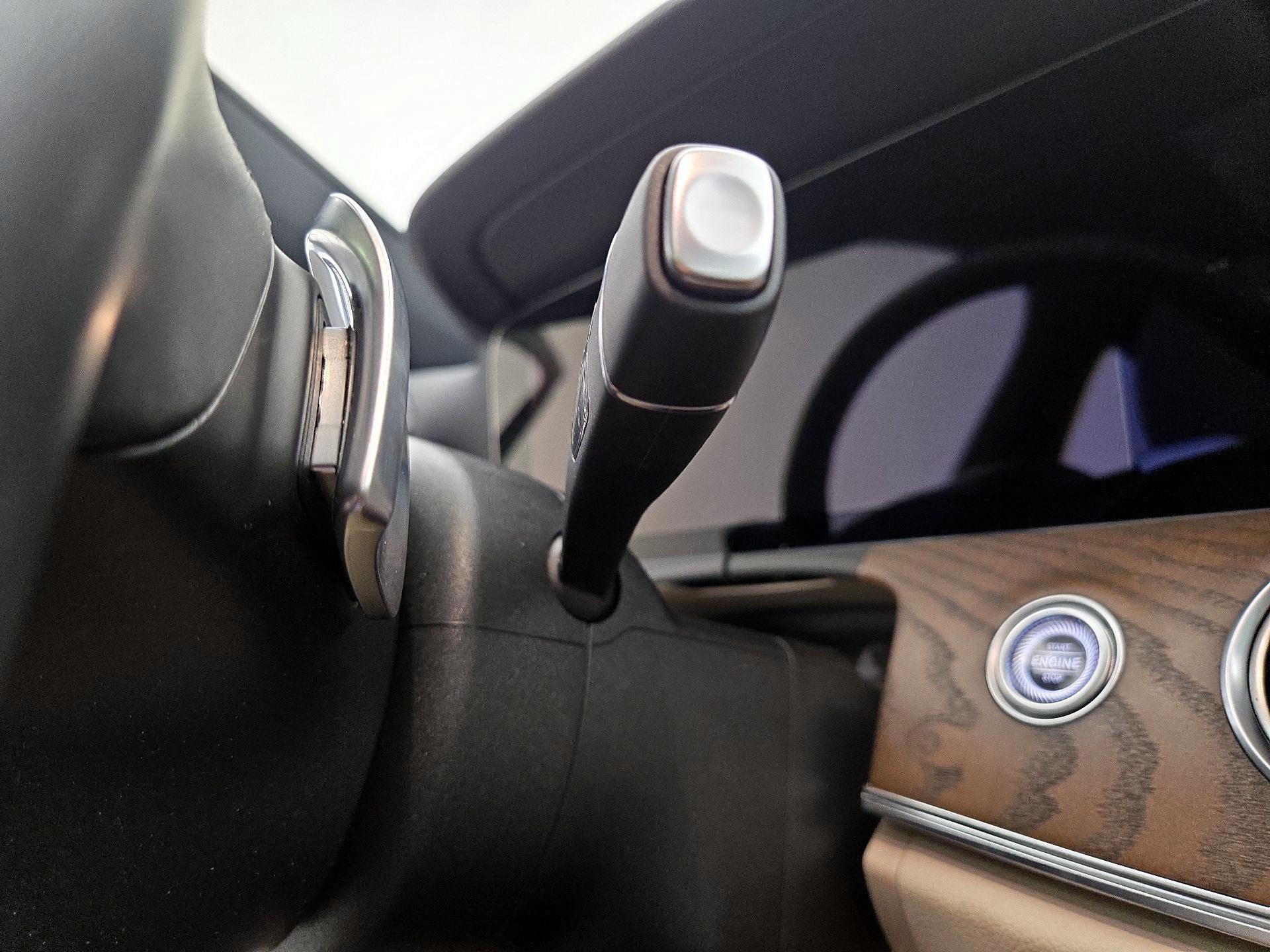 Thumbnail: 2023 Mercedes-Benz E-Class - 18