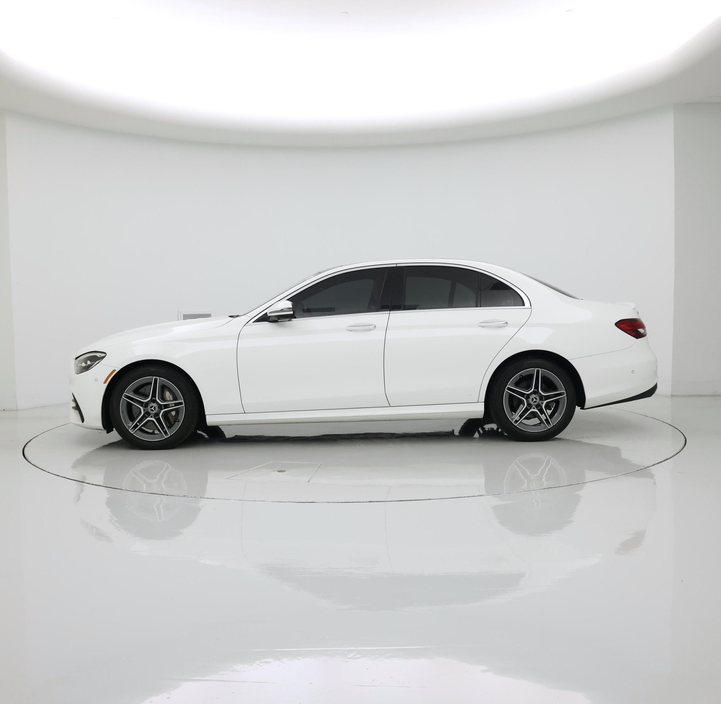 Thumbnail: 2023 Mercedes-Benz E-Class - 3