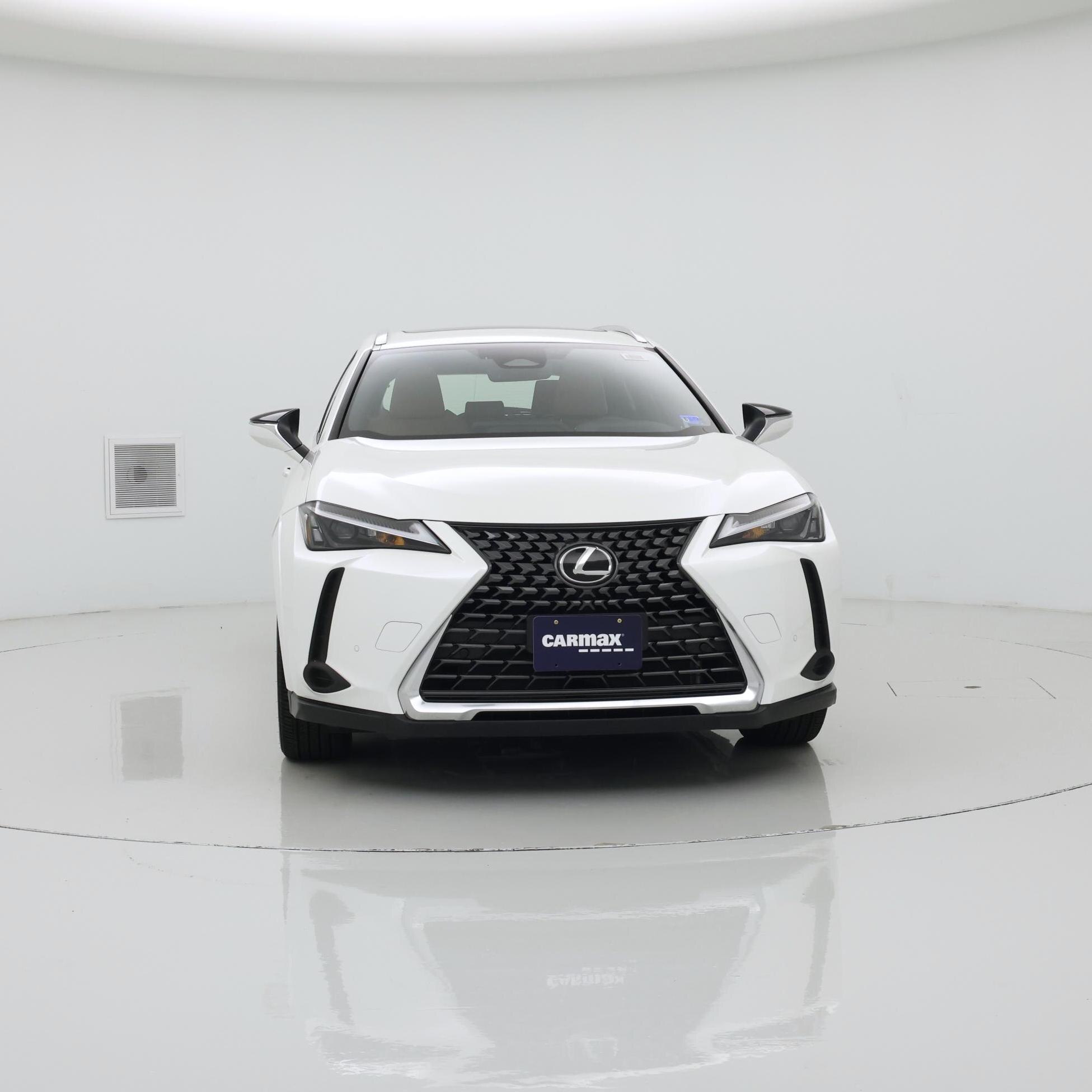 Thumbnail: 2025 Lexus UX - 5
