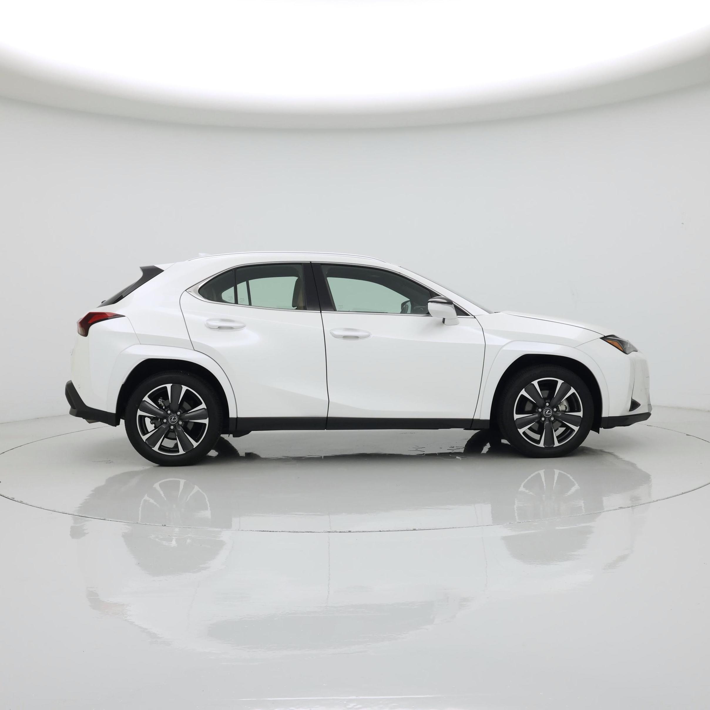 Thumbnail: 2025 Lexus UX - 7