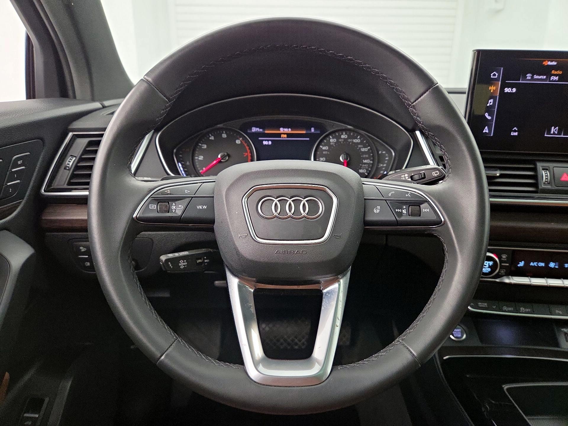 Thumbnail: 2023 Audi Q5 - 10