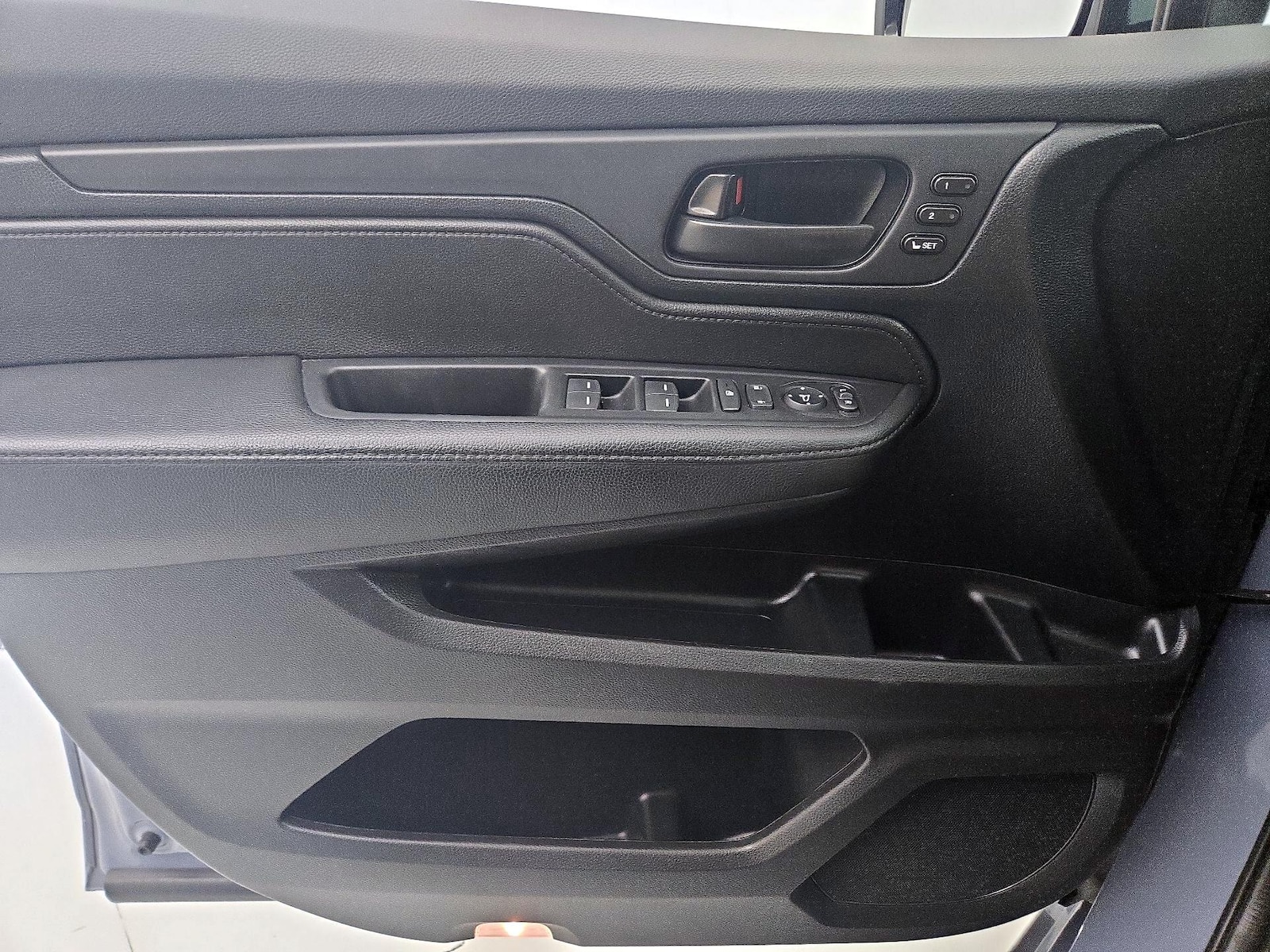 2023 Honda Odyssey SPORT - Photo 13