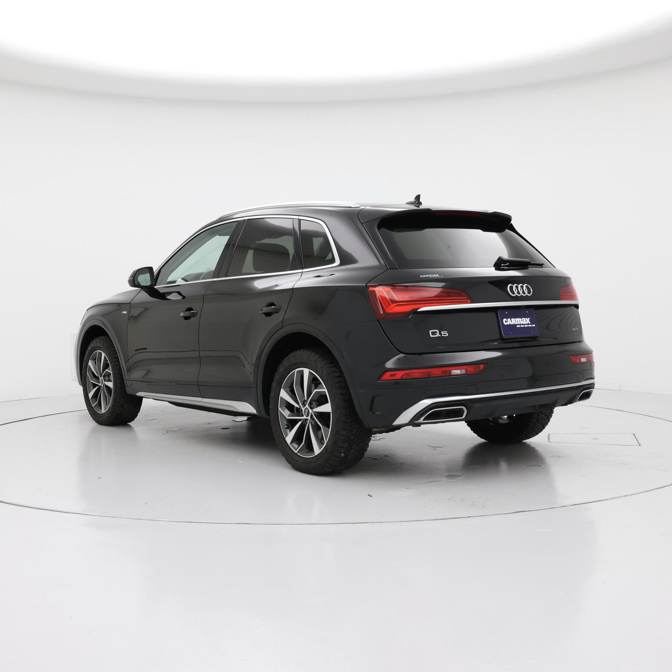 Thumbnail: 2023 Audi Q5 - 2