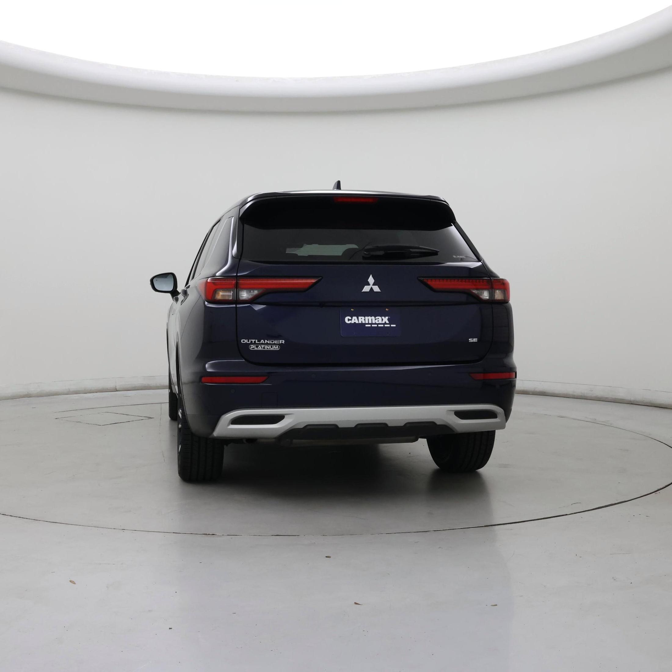 Thumbnail: 2023 Mitsubishi Outlander - 6