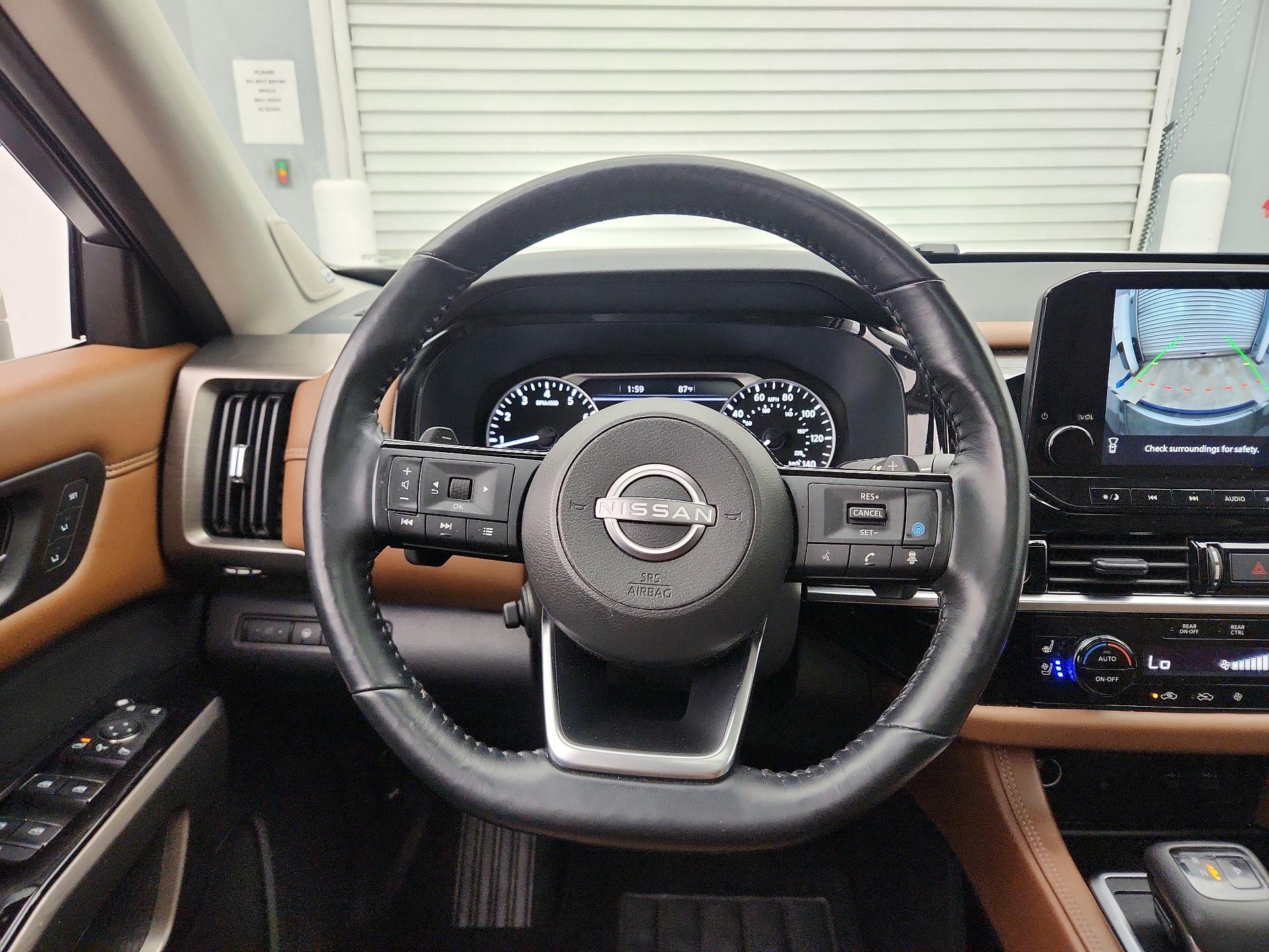 Thumbnail: 2023 Nissan Pathfinder - 10