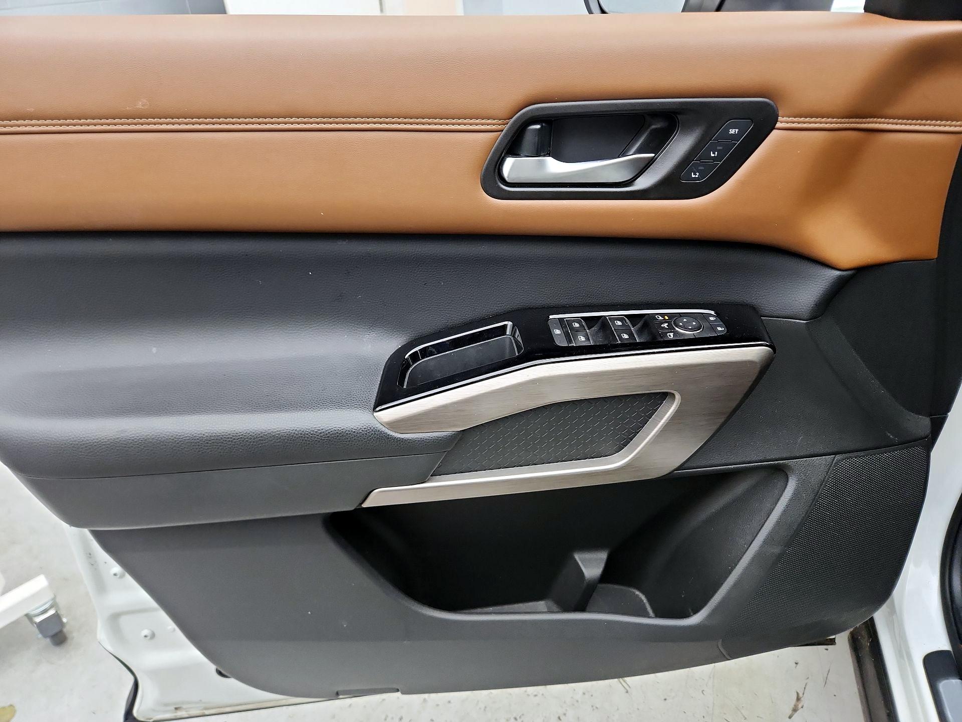 Thumbnail: 2023 Nissan Pathfinder - 12