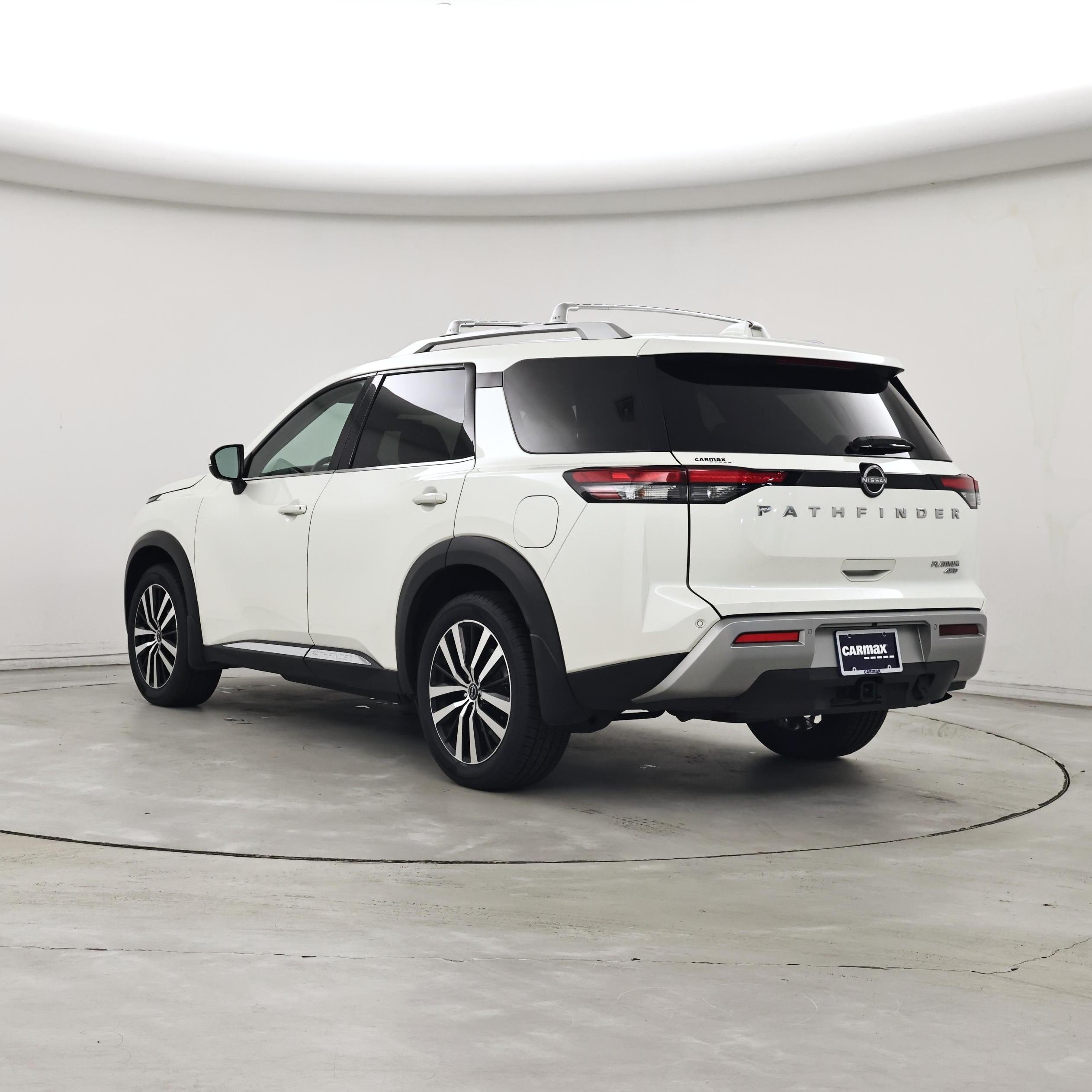 Thumbnail: 2023 Nissan Pathfinder - 2
