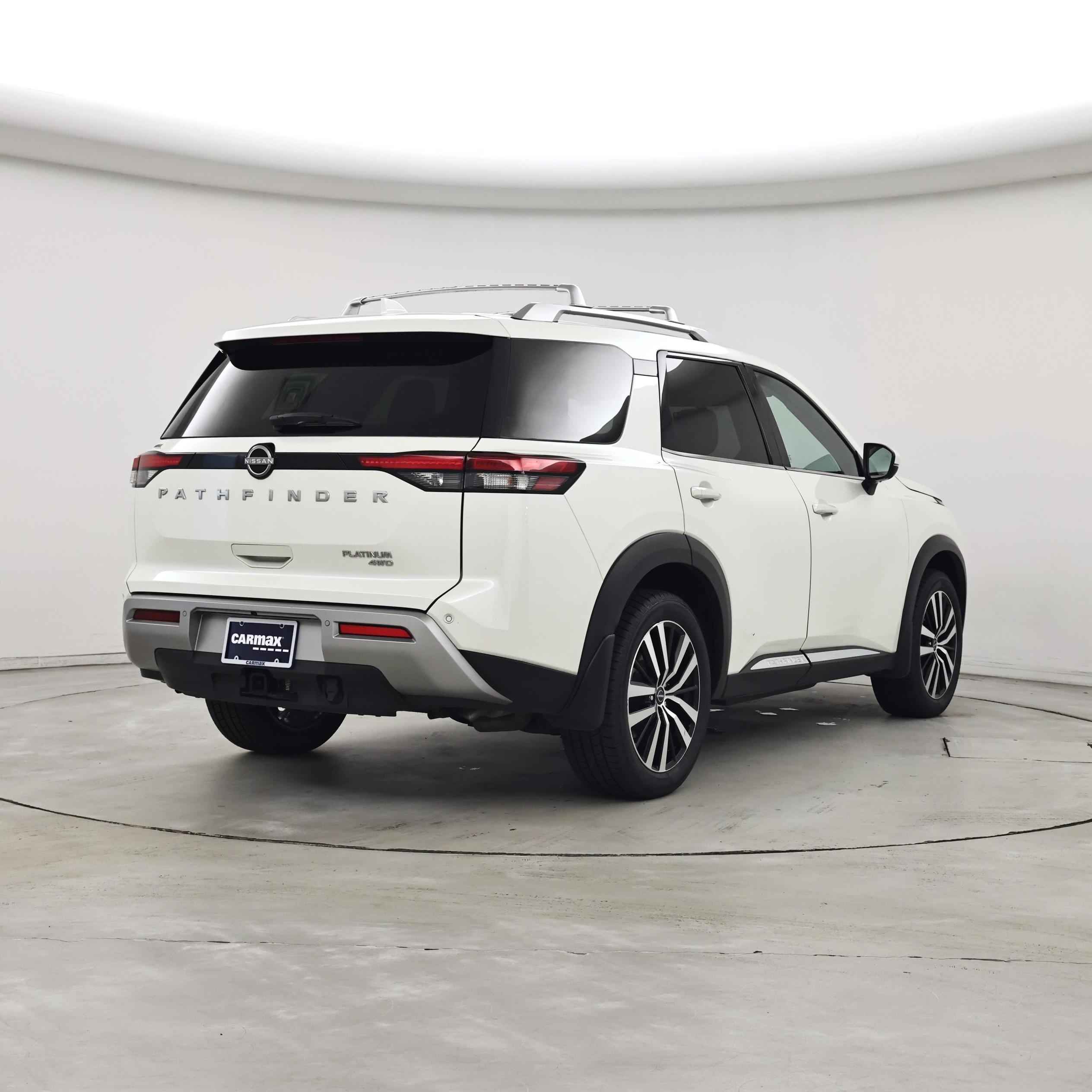Thumbnail: 2023 Nissan Pathfinder - 8