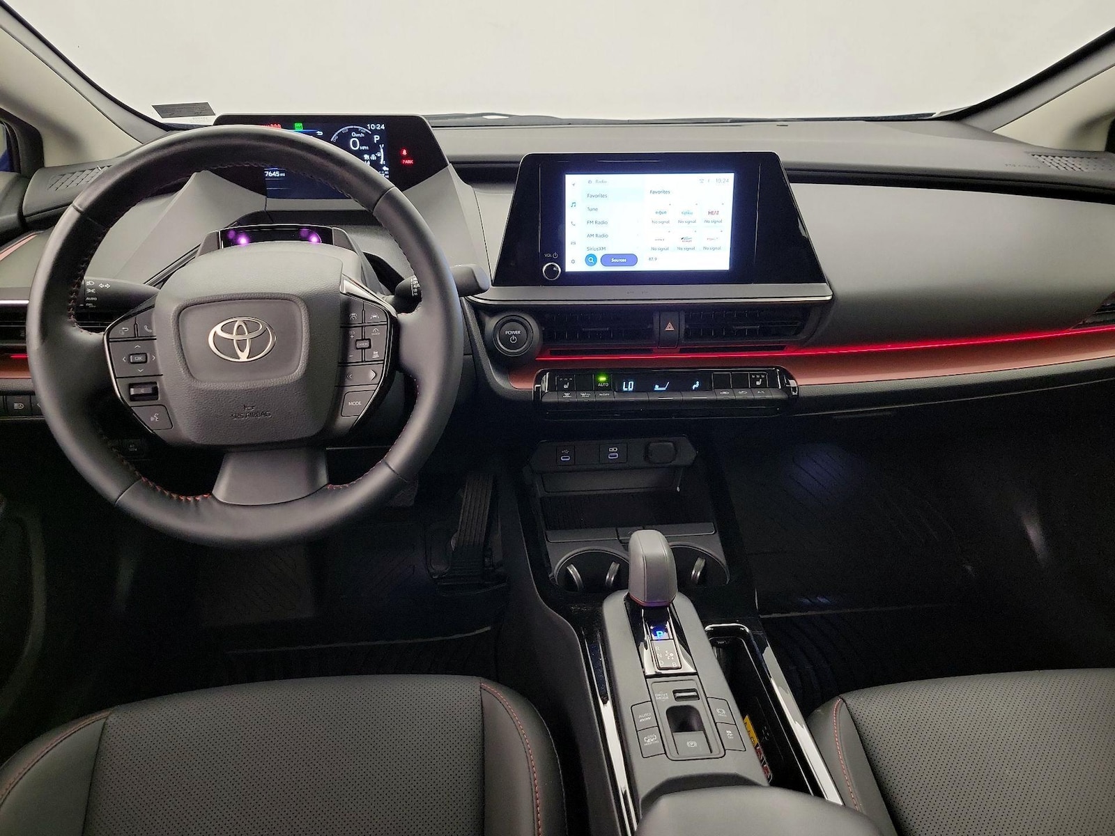 2024 Toyota Prius Prime XSE - Photo 10