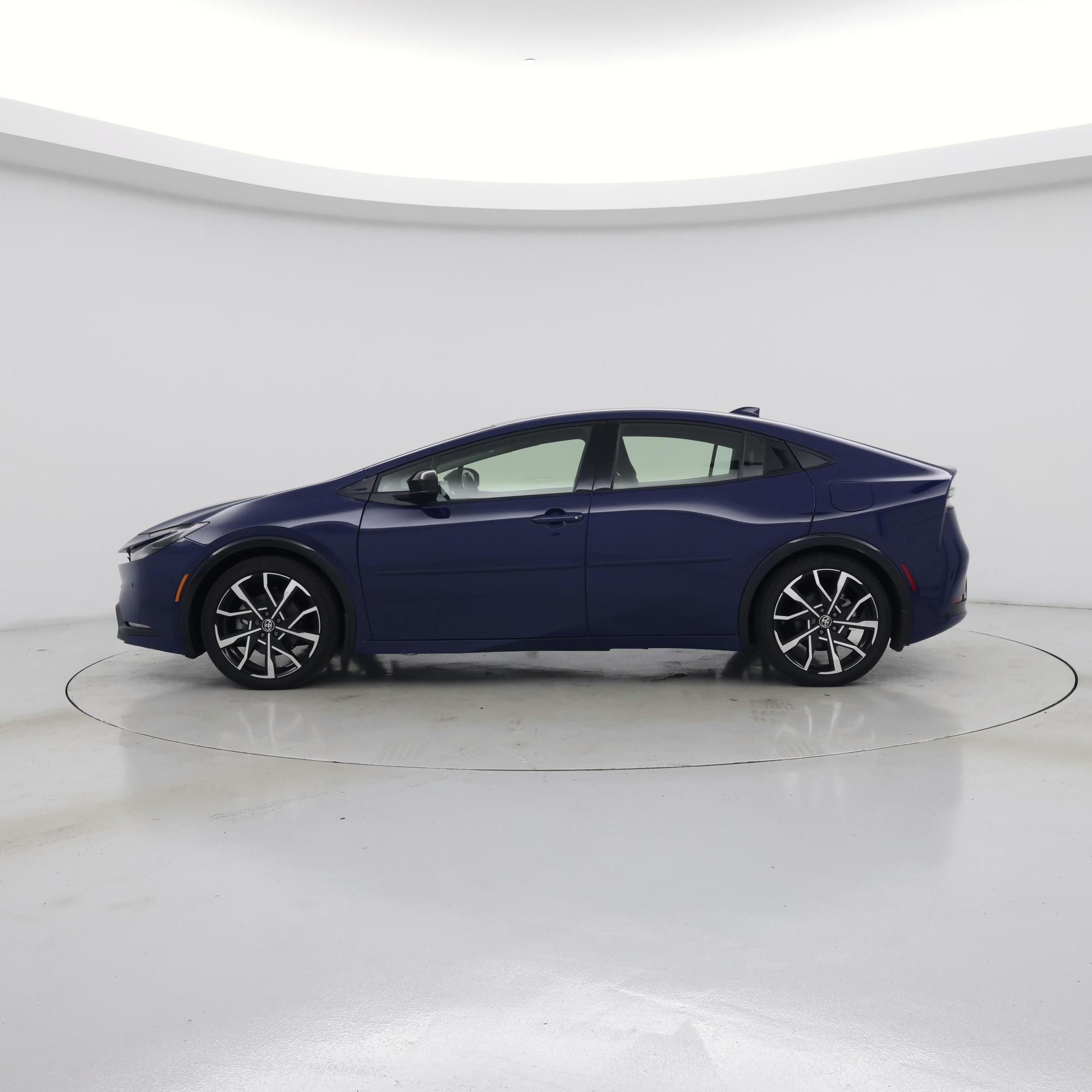 Thumbnail: 2024 Toyota Prius Prime - 3