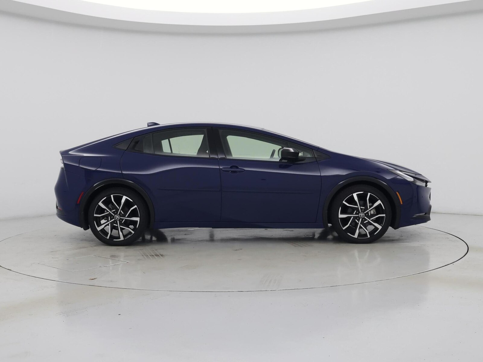 2024 Toyota Prius Prime XSE - Photo 8
