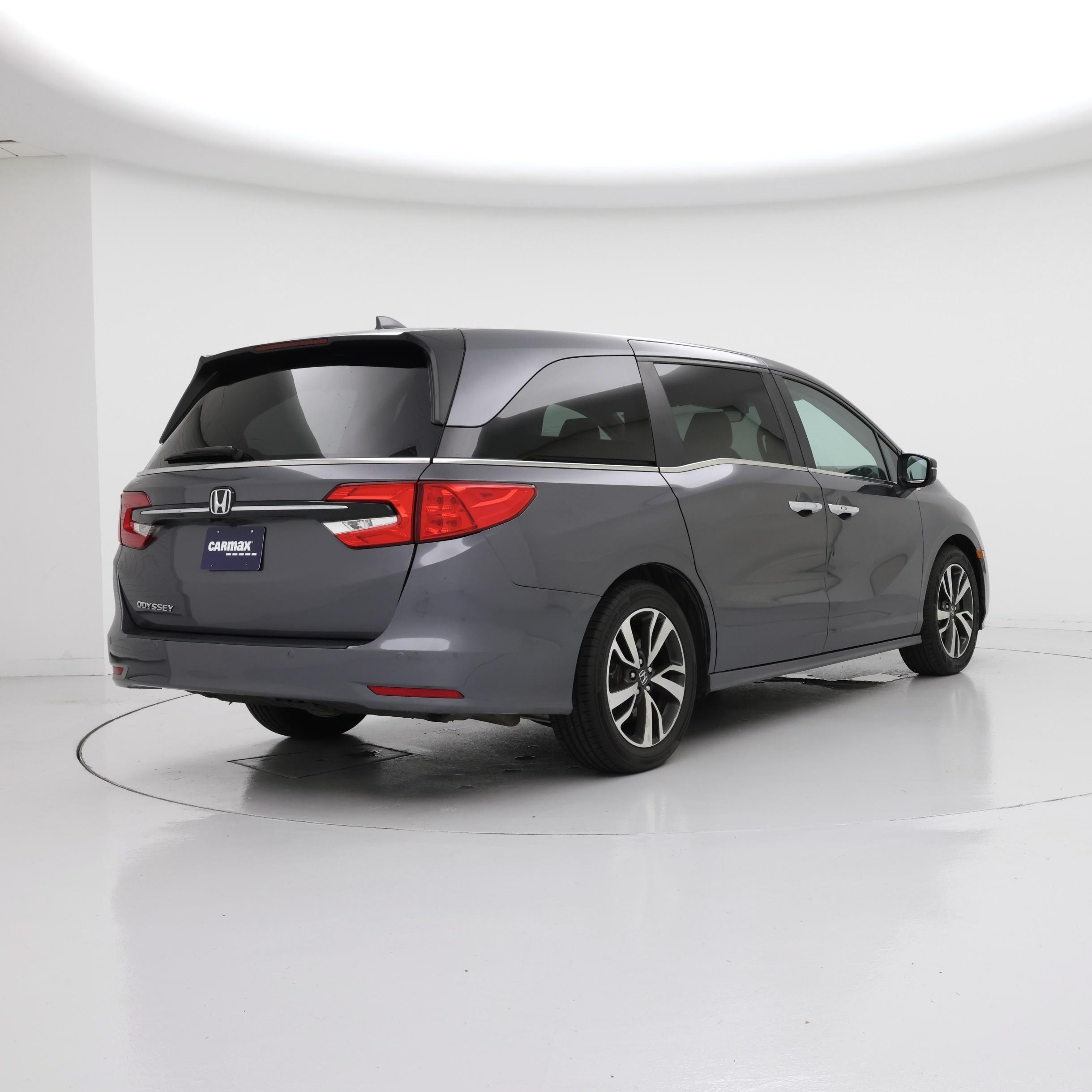 Thumbnail: 2023 Honda Odyssey - 8