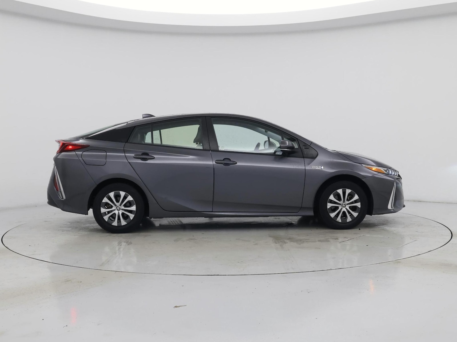 2021 Toyota Prius Prime XLE - Photo 8