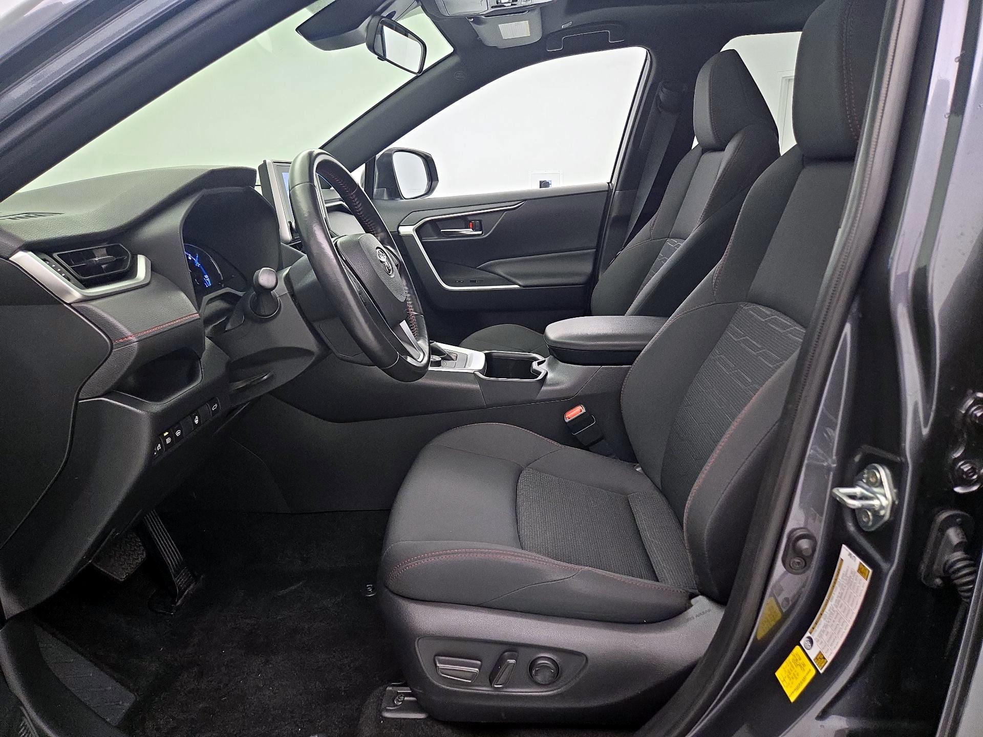 Thumbnail: 2023 Toyota RAV4 - 11