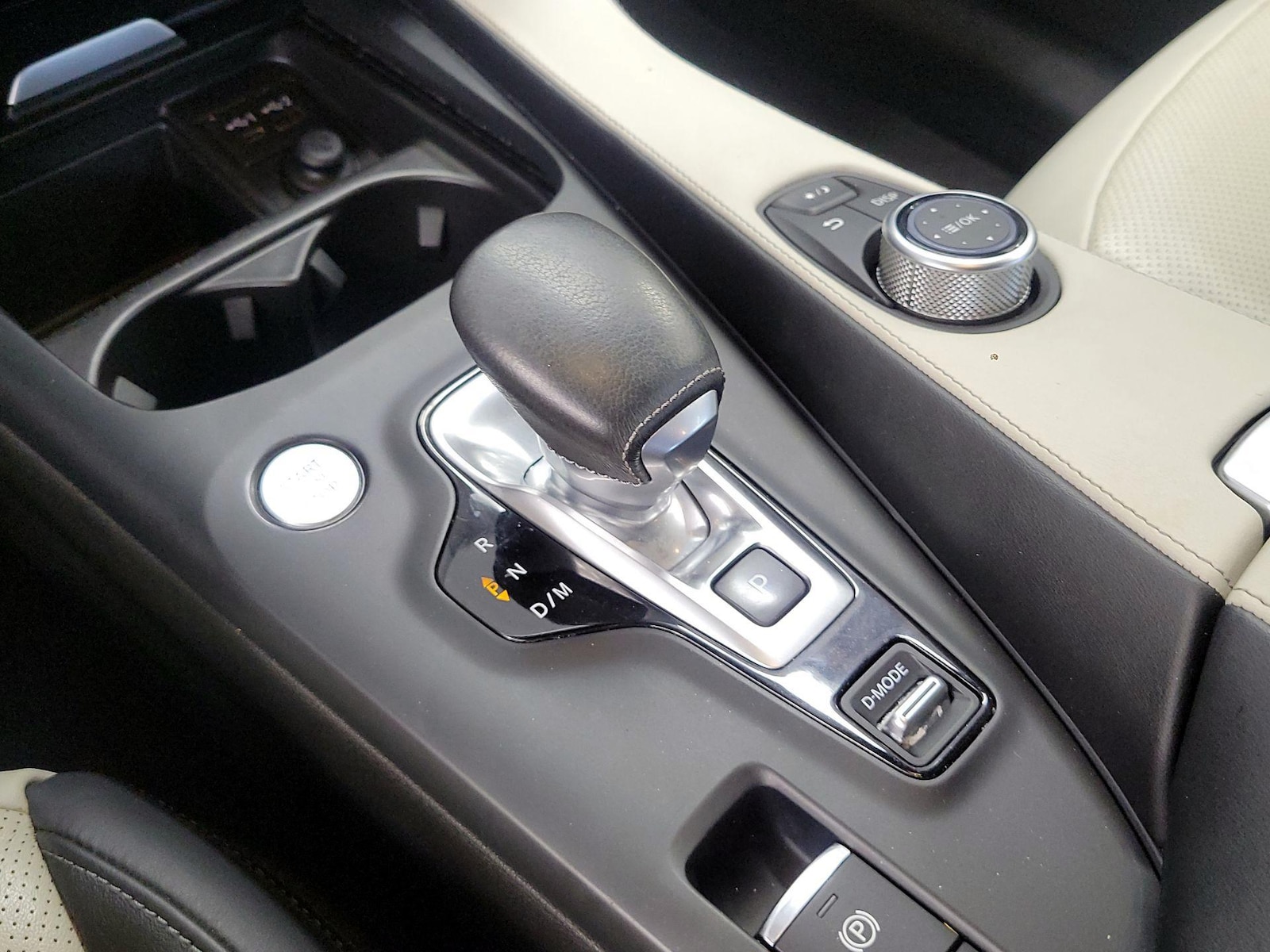 2023 INFINITI QX55 Luxe - Photo 18