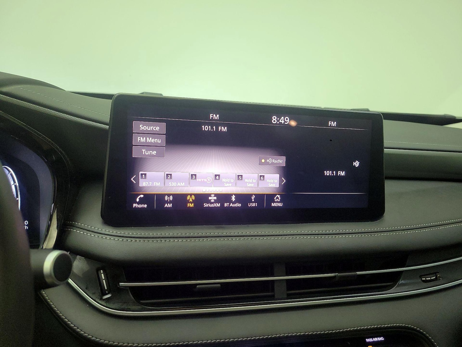 2023 INFINITI QX60 LUXE - Photo 17