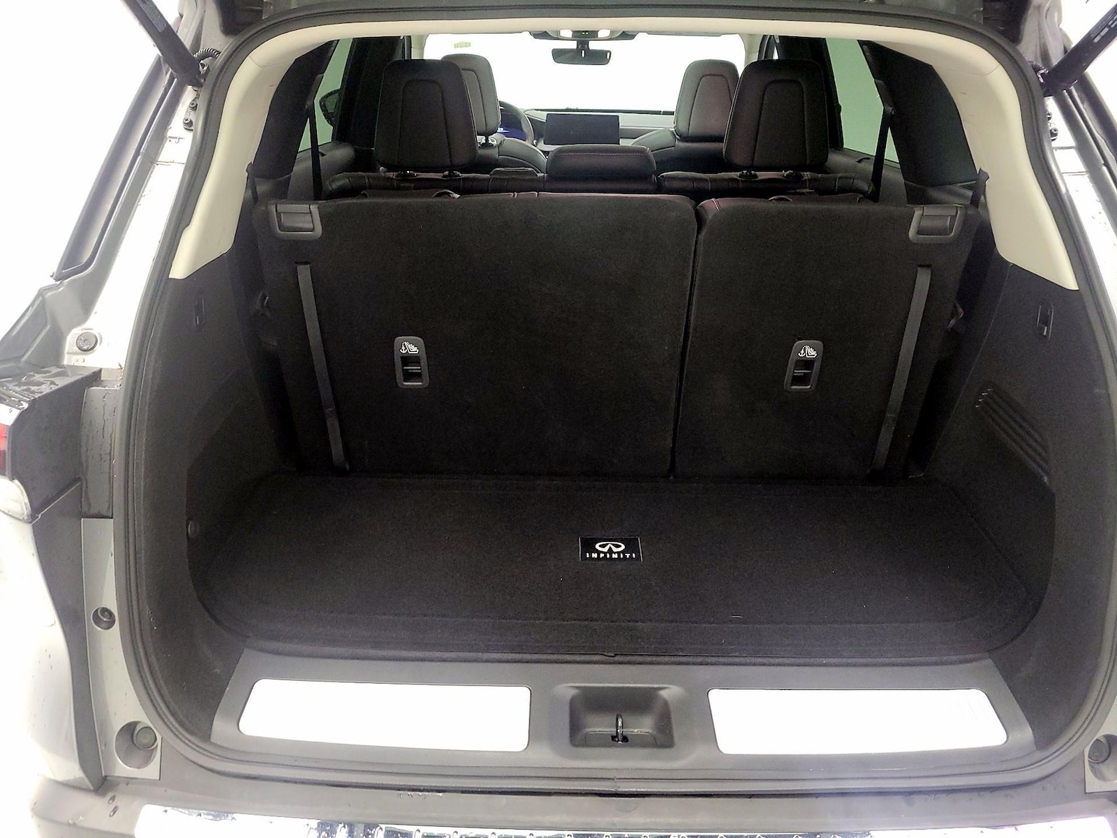 2023 INFINITI QX60 LUXE - Photo 23