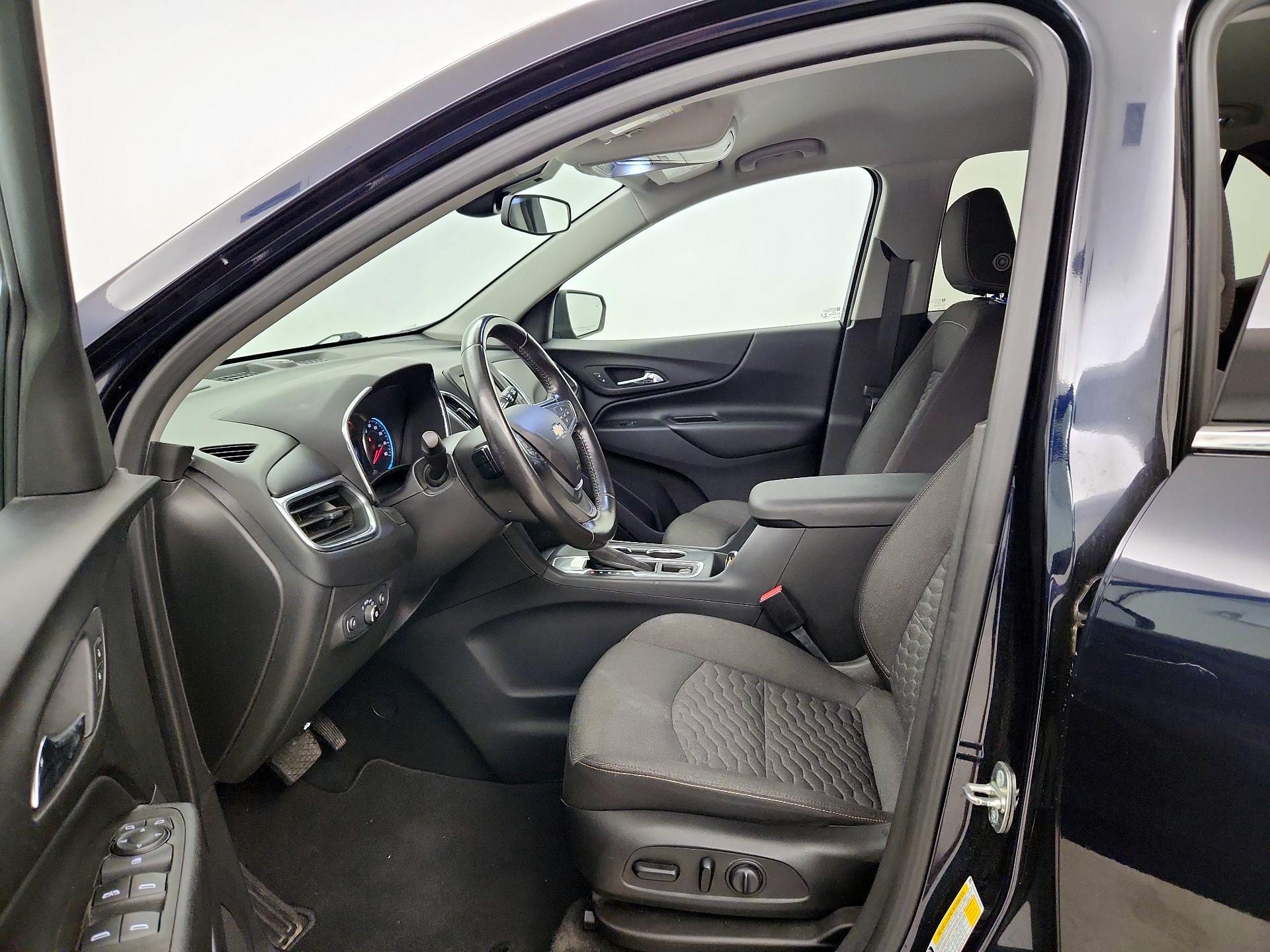 Thumbnail: 2020 Chevrolet Equinox - 11