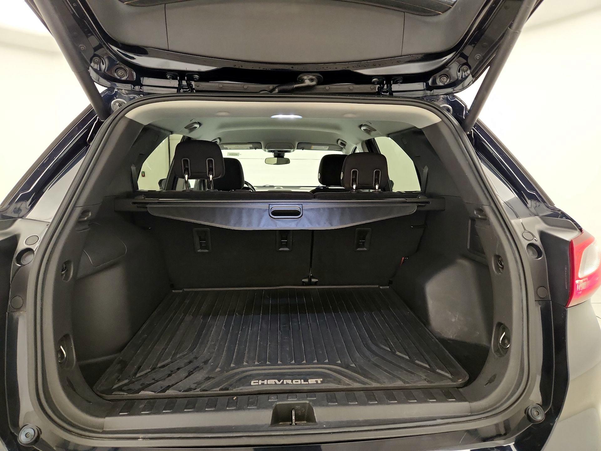 Thumbnail: 2020 Chevrolet Equinox - 20