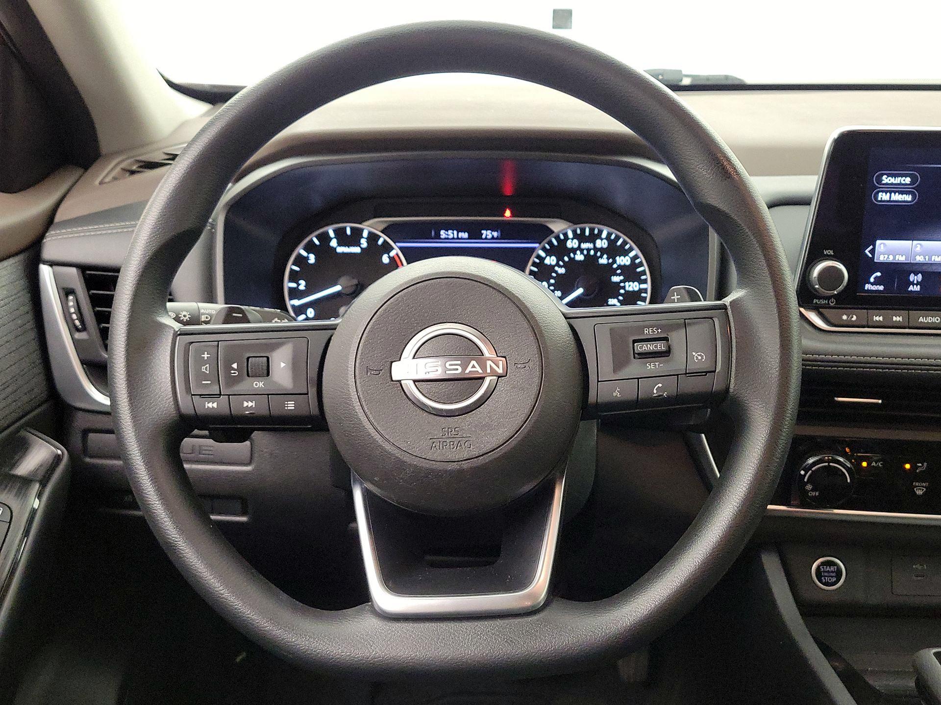 Thumbnail: 2023 Nissan Rogue - 10