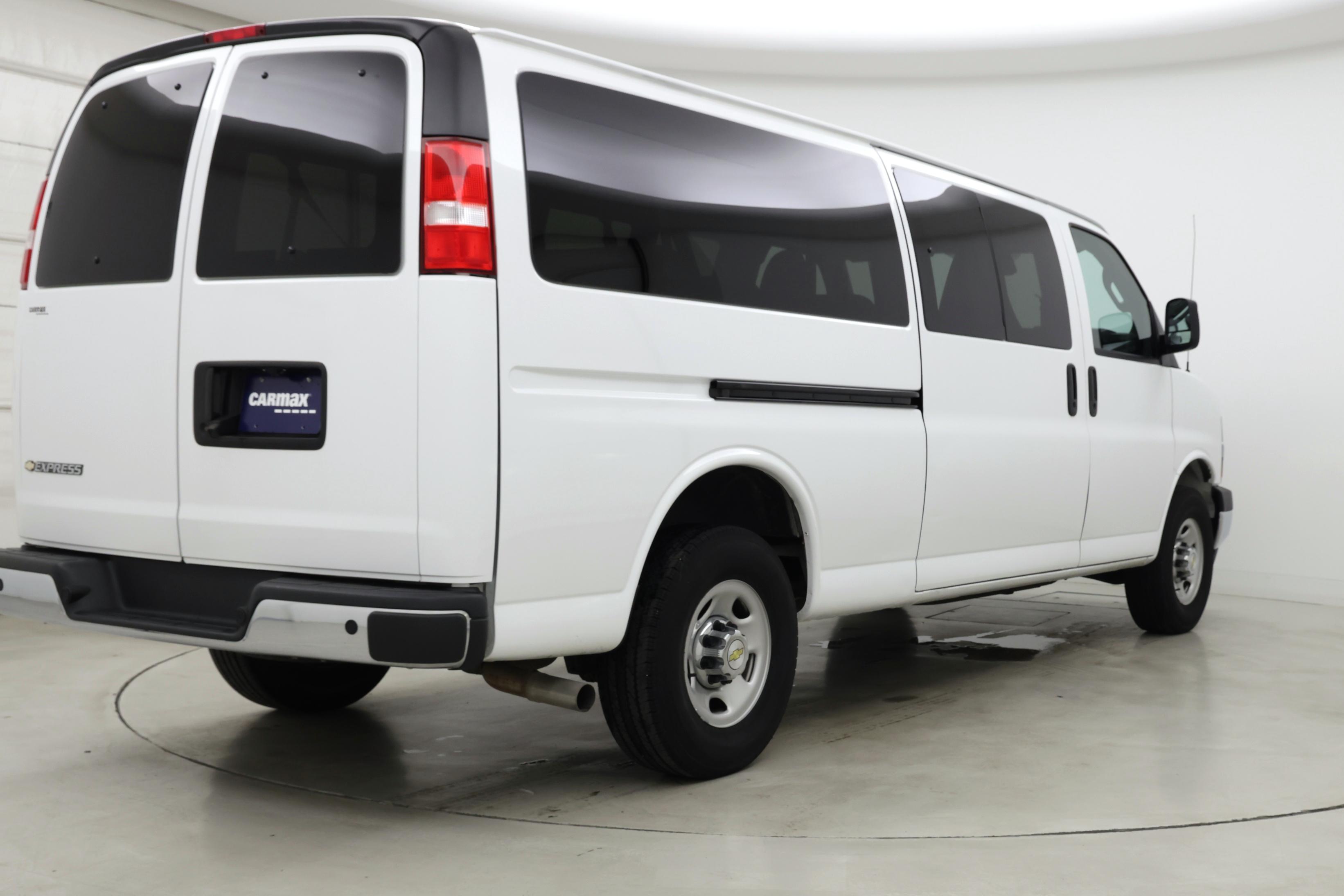 Thumbnail: 2024 Chevrolet Express - 8