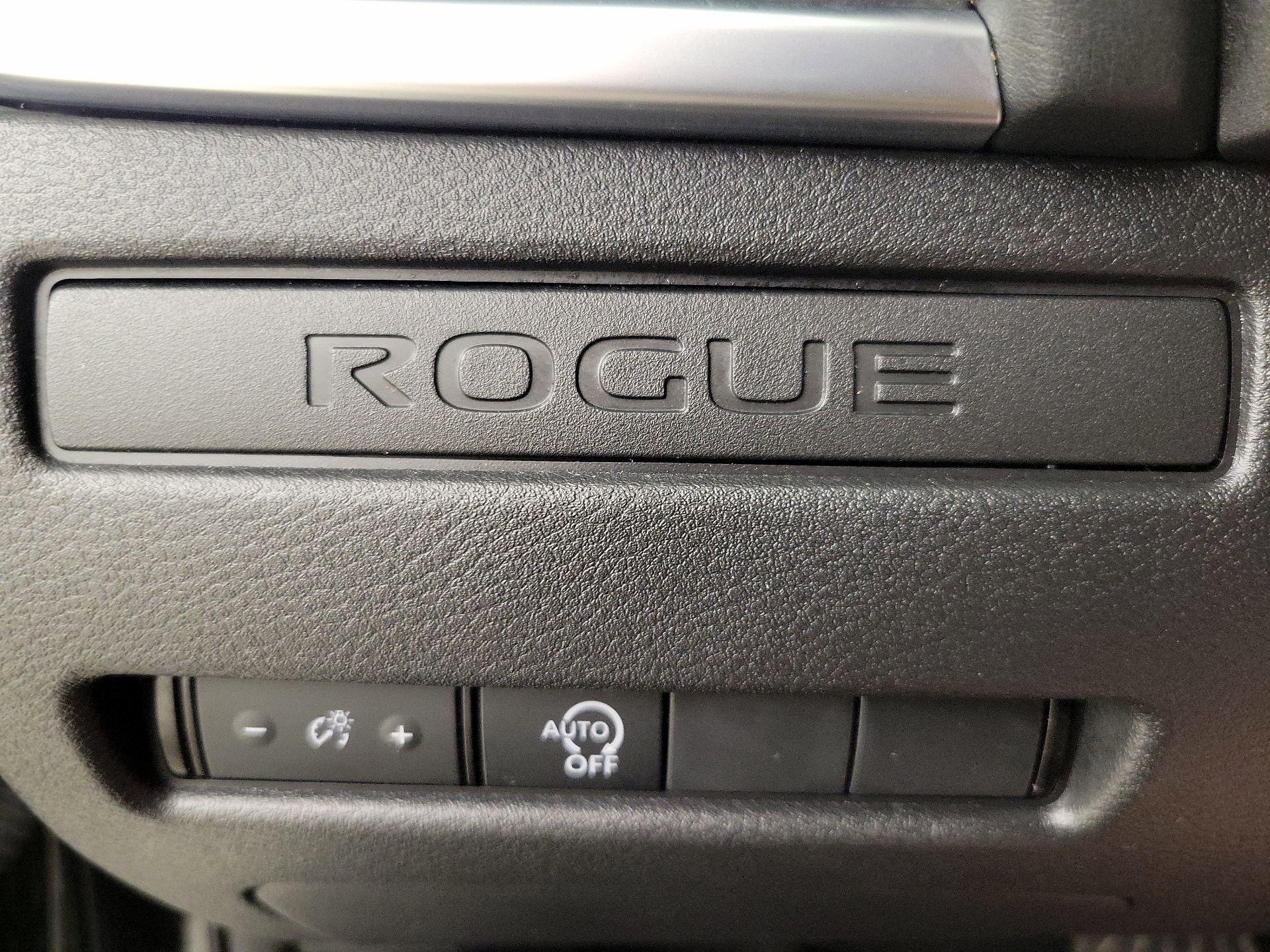 Thumbnail: 2023 Nissan Rogue - 13