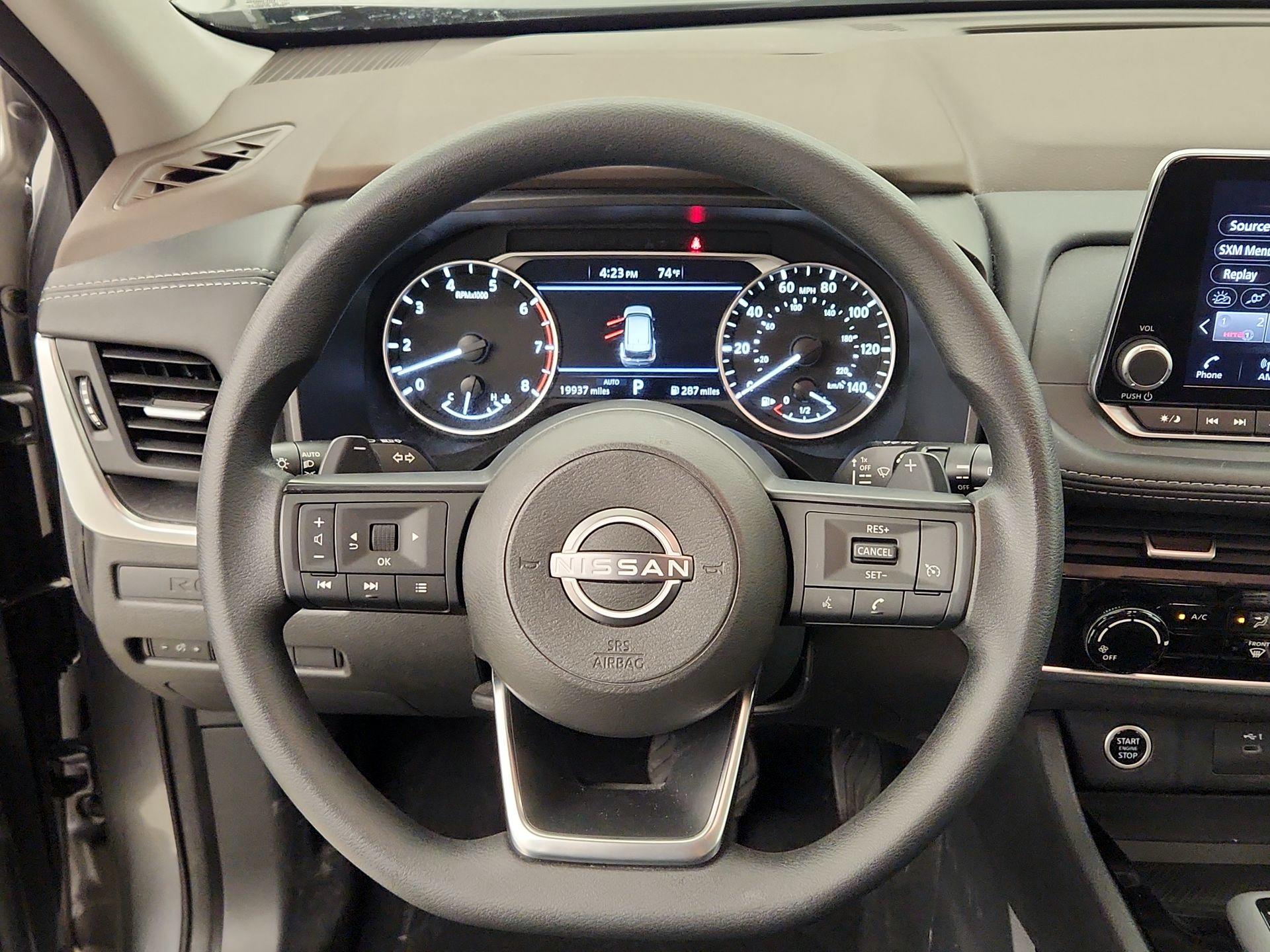 Thumbnail: 2023 Nissan Rogue - 10