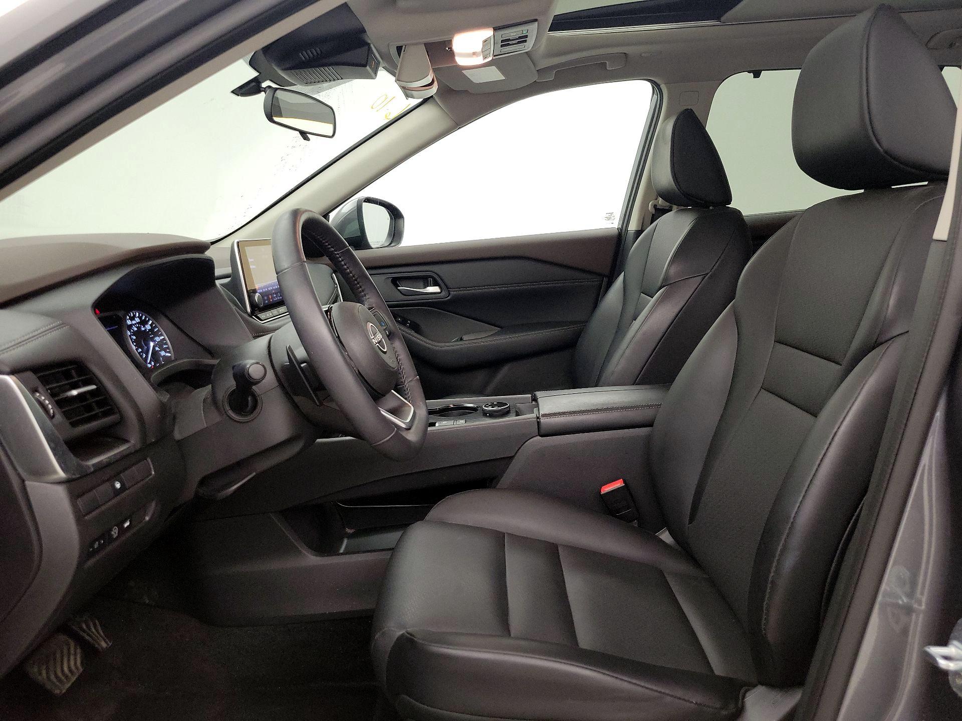 Thumbnail: 2023 Nissan Rogue - 11