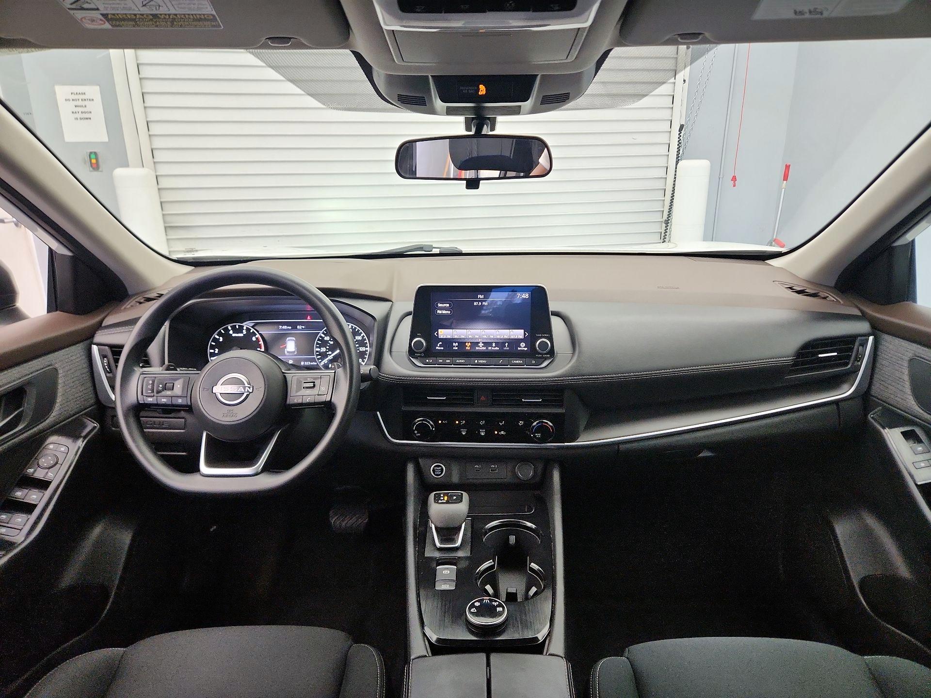 Thumbnail: 2023 Nissan Rogue - 9