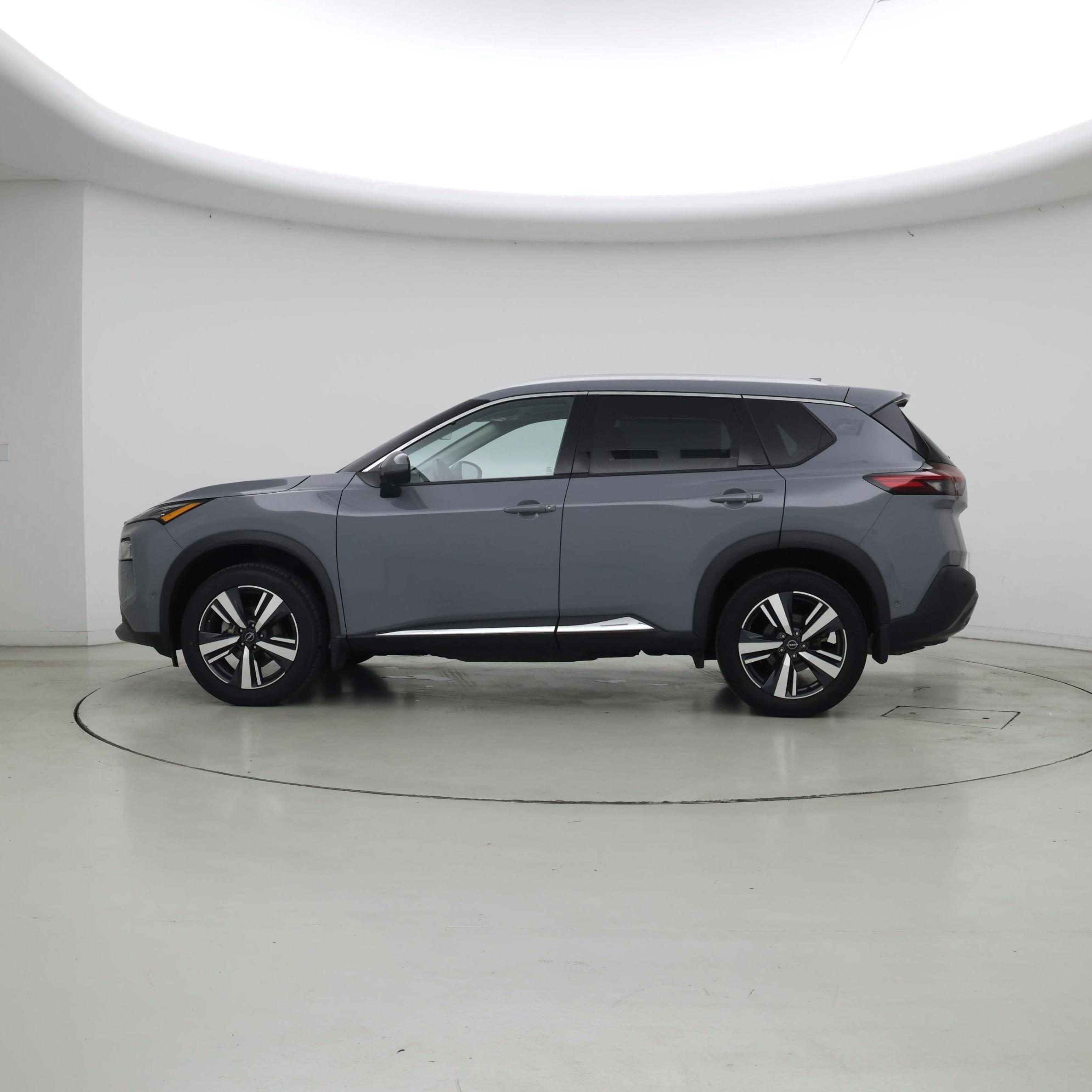 Thumbnail: 2023 Nissan Rogue - 3