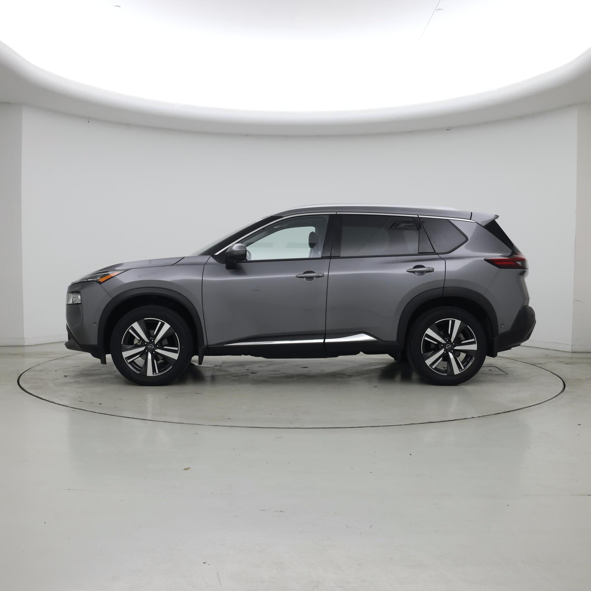 Thumbnail: 2023 Nissan Rogue - 3