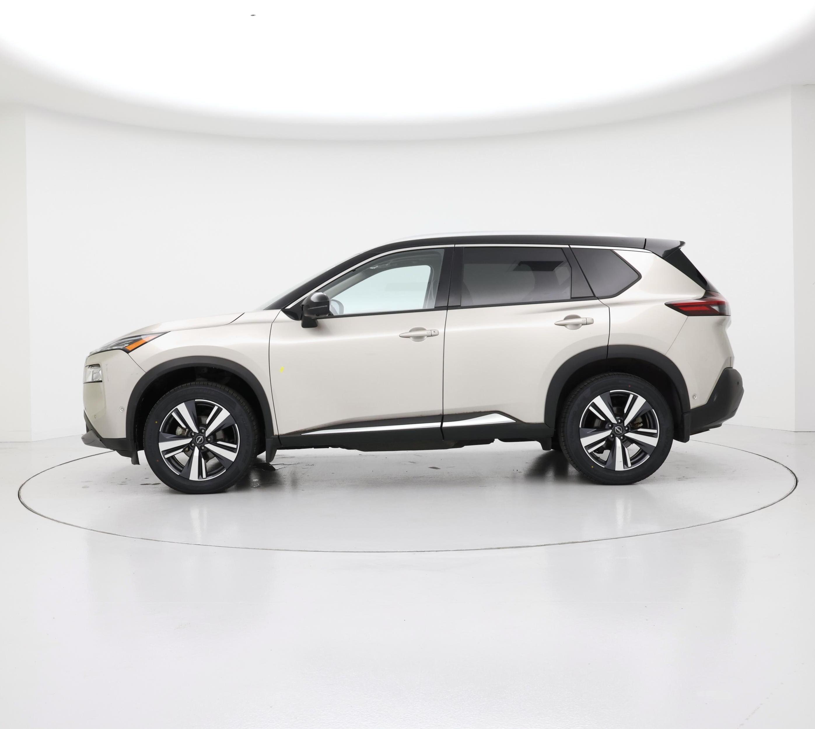 Thumbnail: 2023 Nissan Rogue - 3