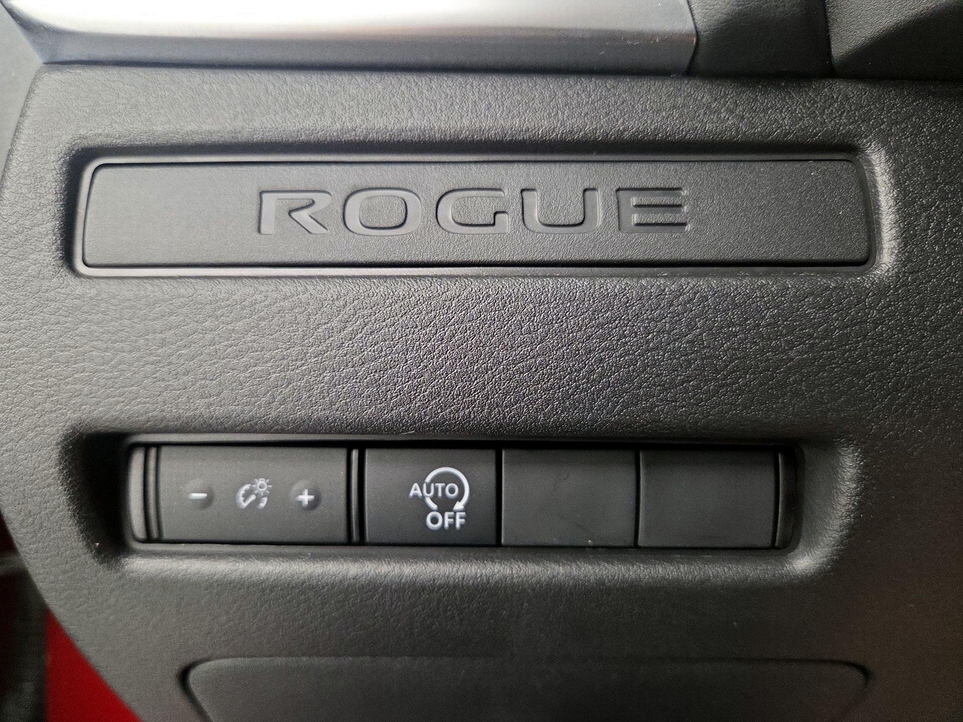 Thumbnail: 2023 Nissan Rogue - 13