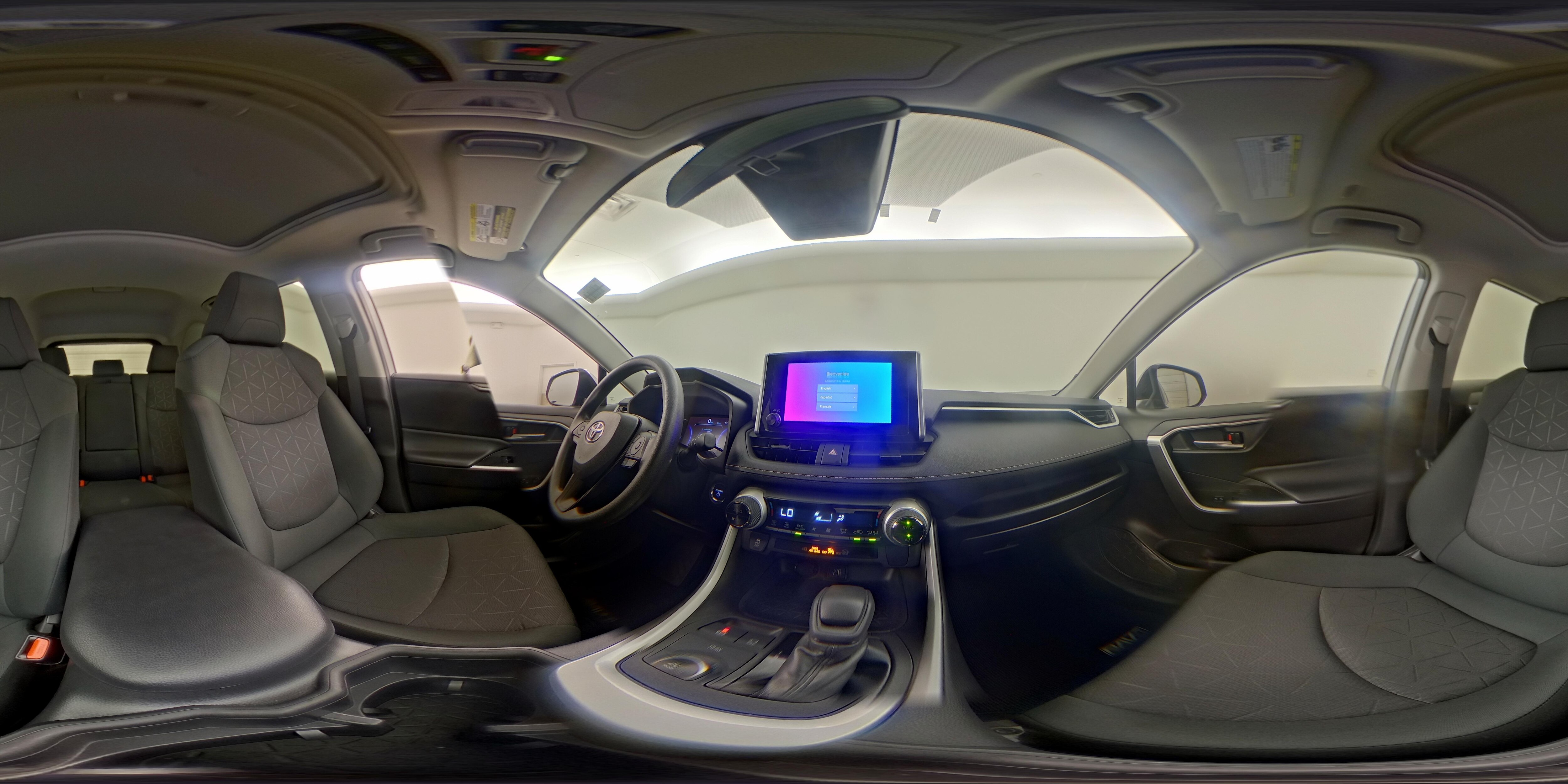 2023 Toyota RAV4 XLE - Photo 27