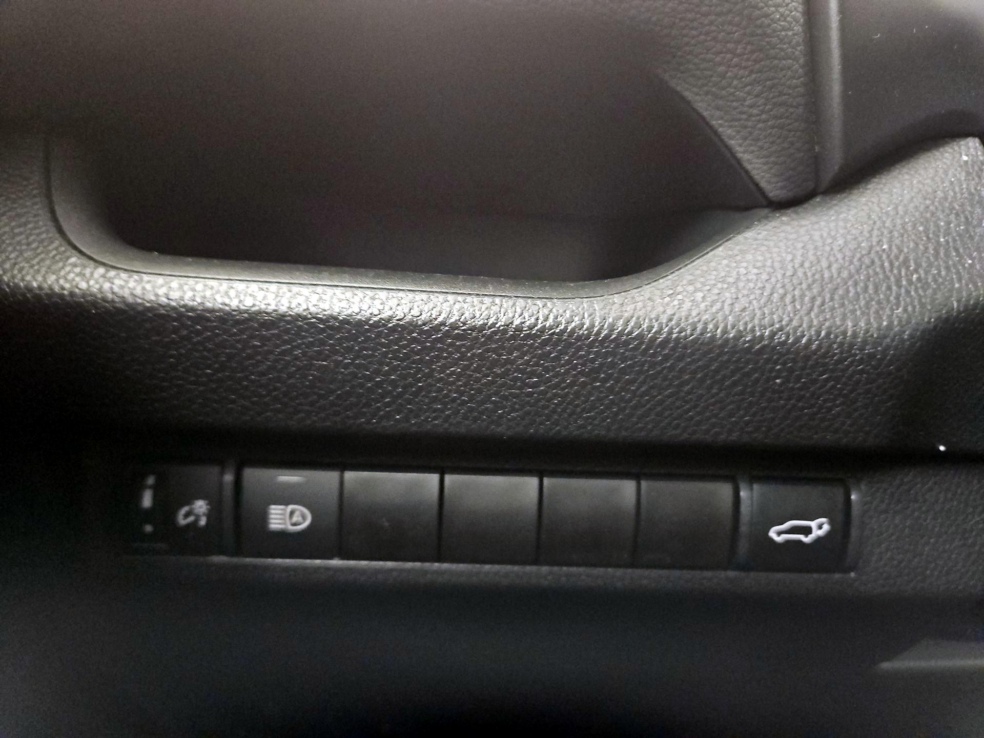 Thumbnail: 2023 Toyota RAV4 - 13