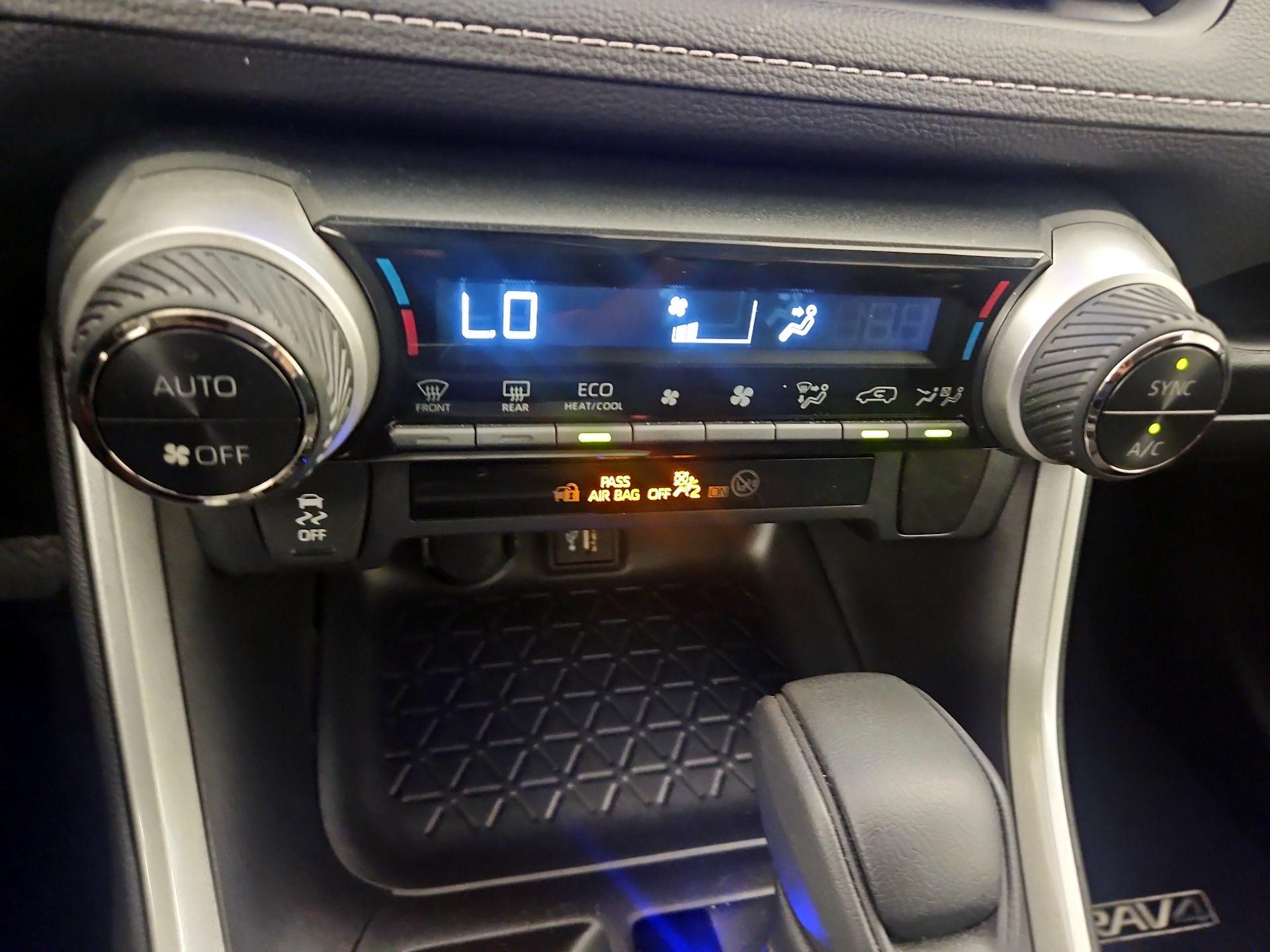 Thumbnail: 2023 Toyota RAV4 - 16