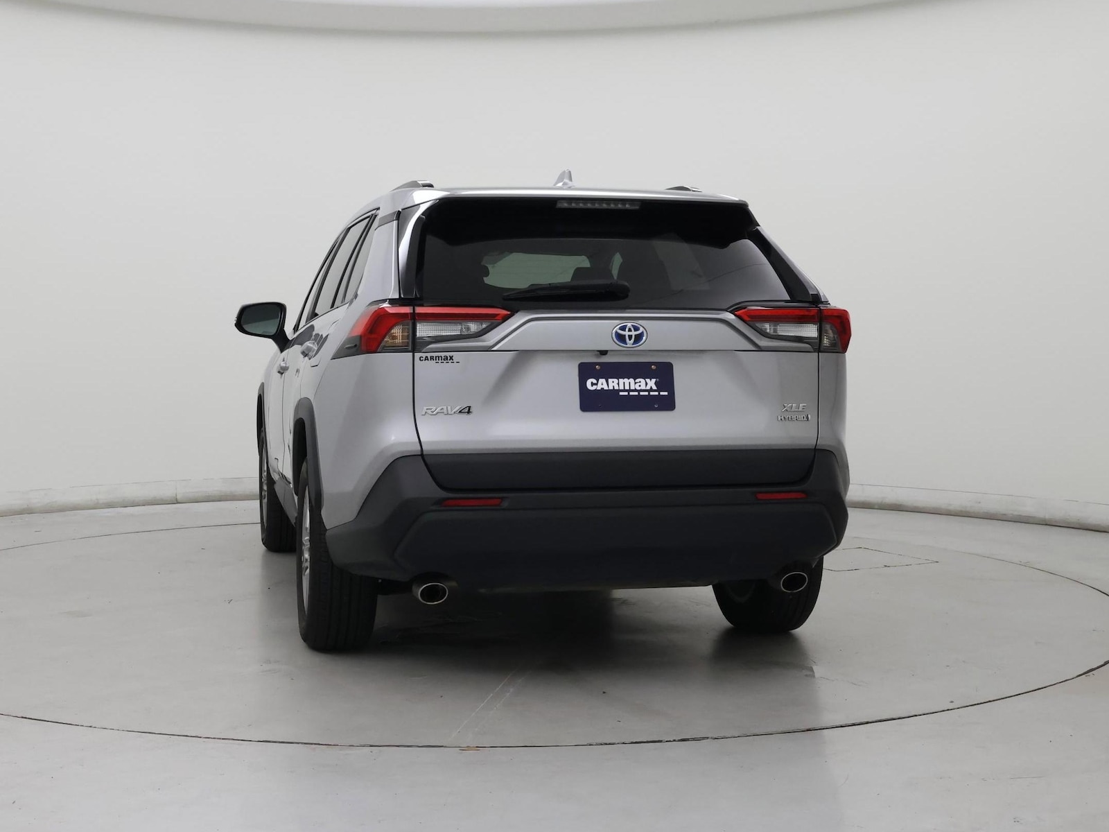 2023 Toyota RAV4 XLE - Photo 7