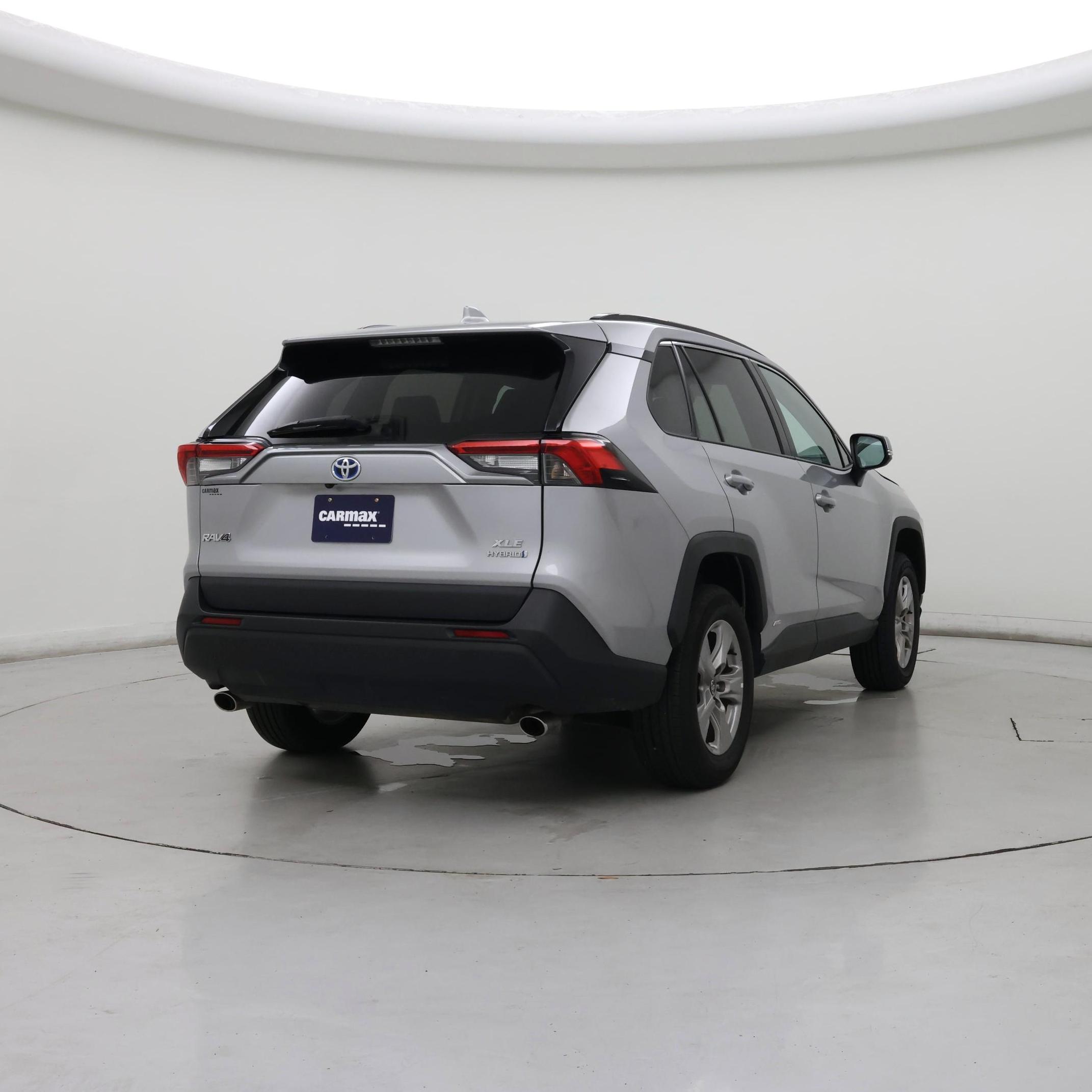 Thumbnail: 2023 Toyota RAV4 - 8