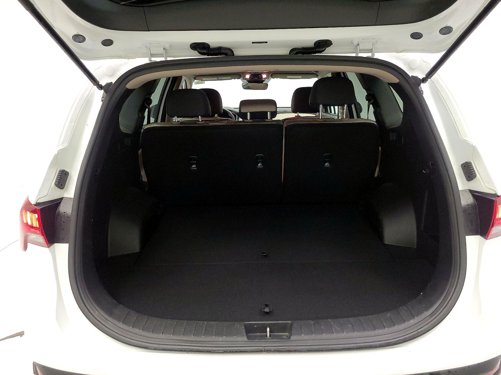 2023 Hyundai Santa Fe SE - Photo 21