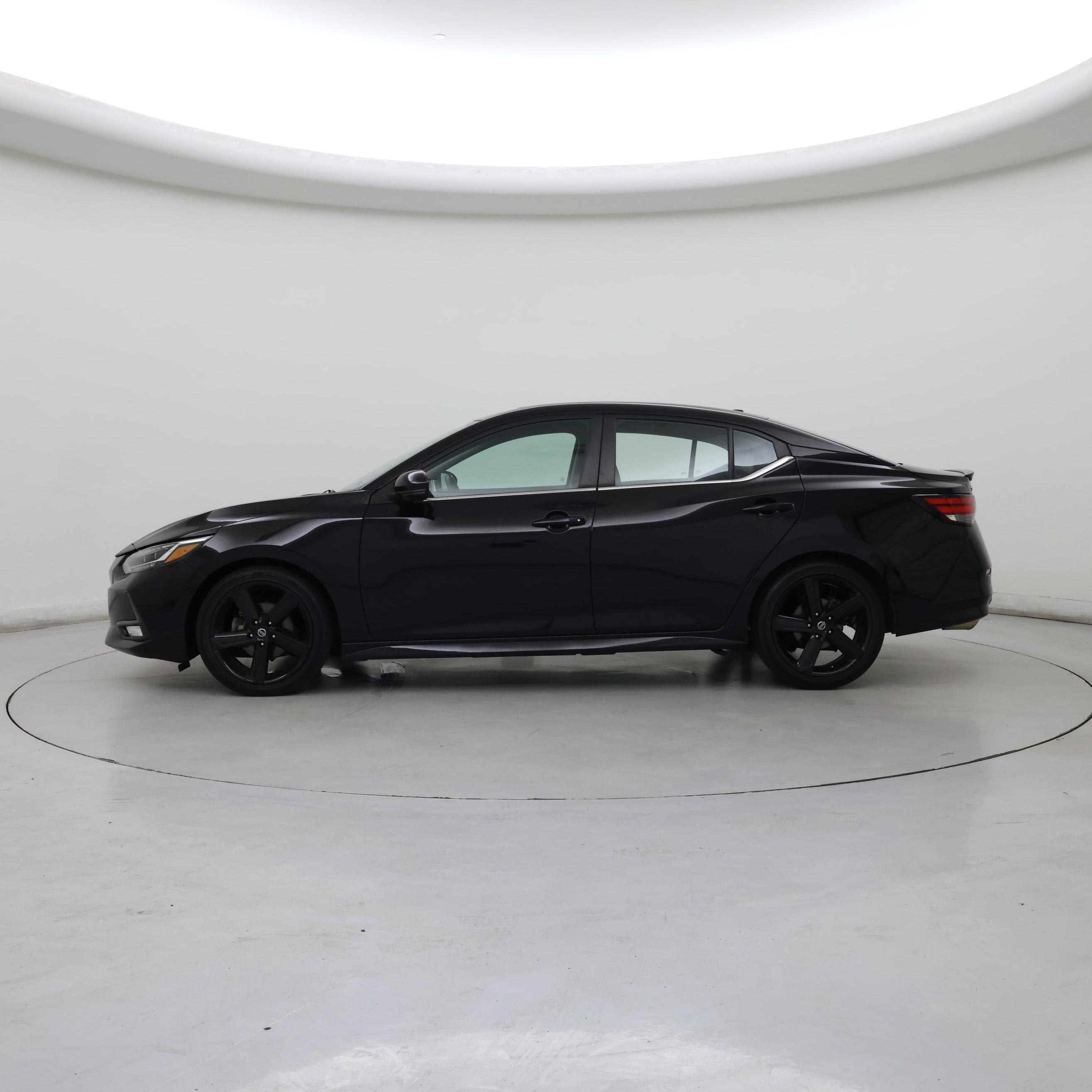 Thumbnail: 2023 Nissan Sentra - 3