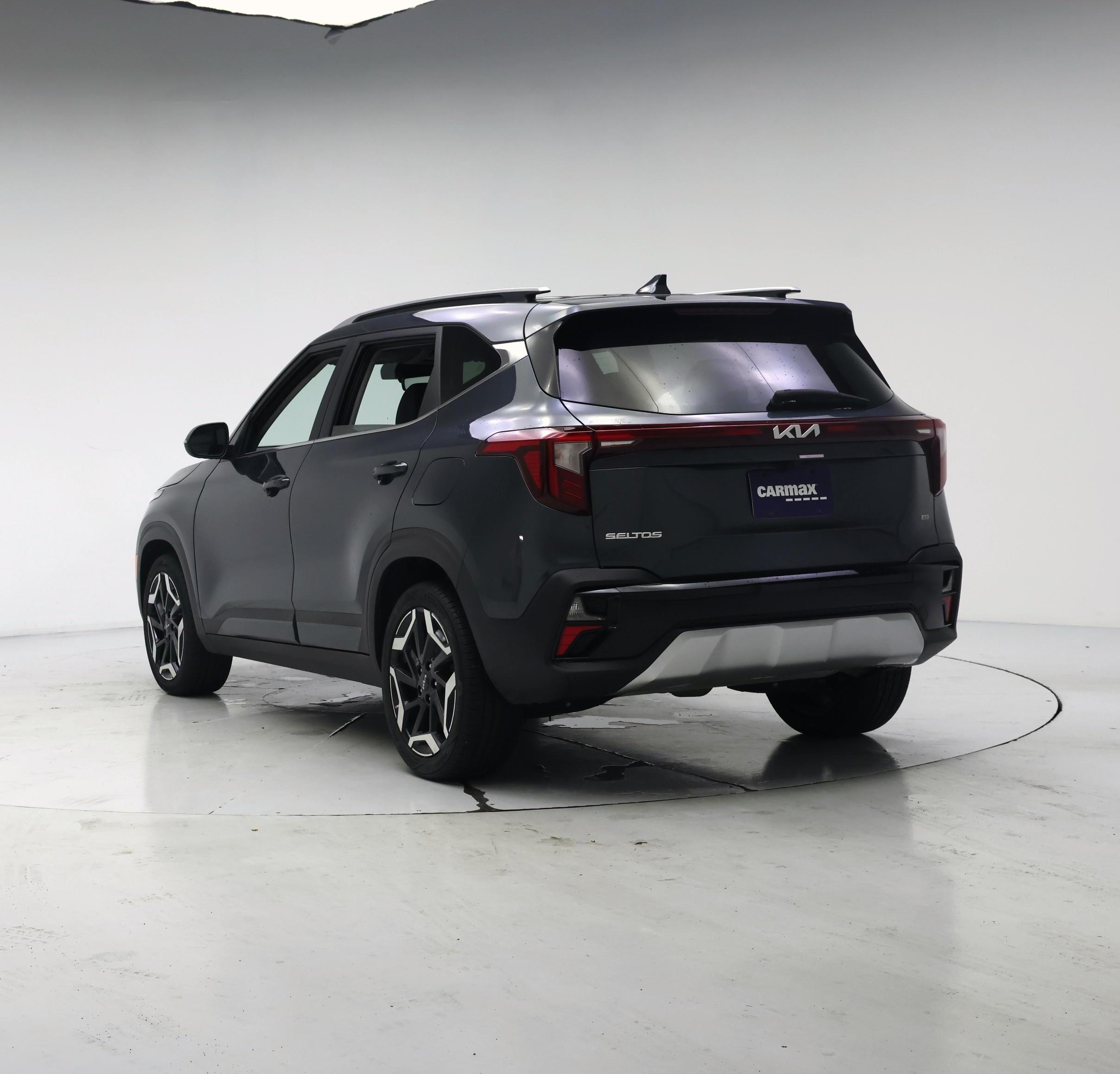 Thumbnail: 2024 Kia Seltos - 2