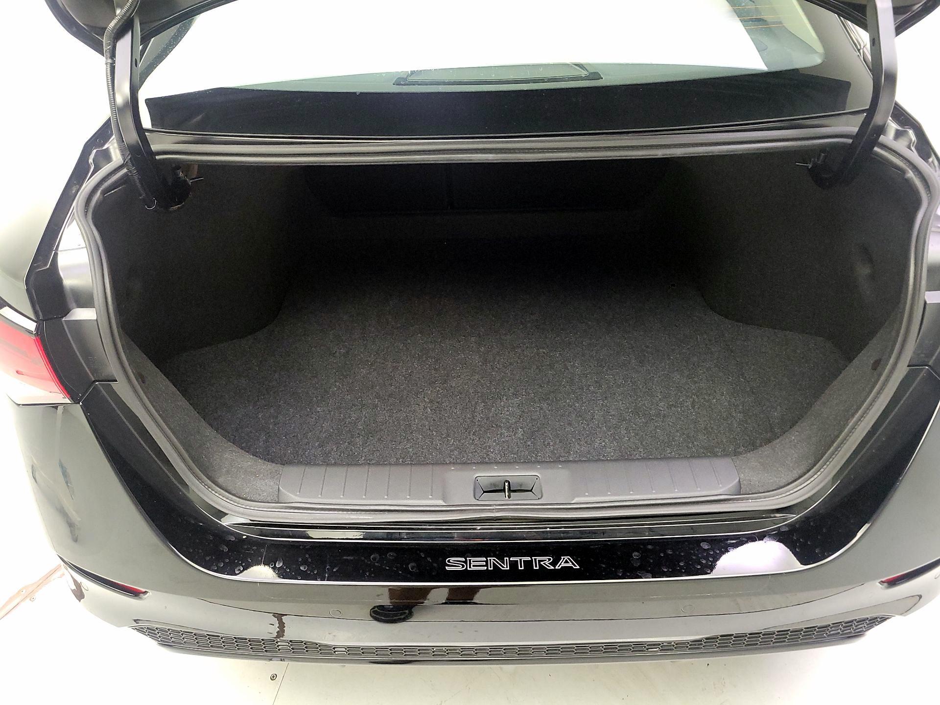 Thumbnail: 2024 Nissan Sentra - 20