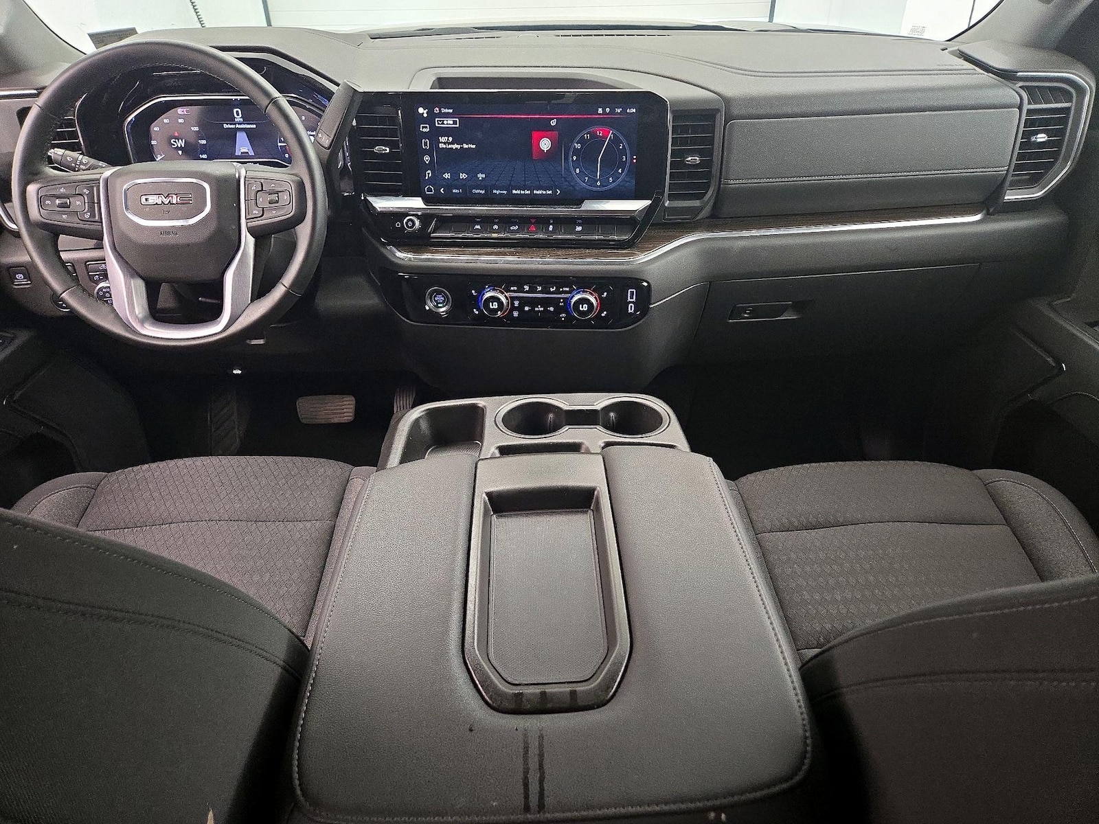 2024 GMC Sierra 1500 Elevation - Photo 10