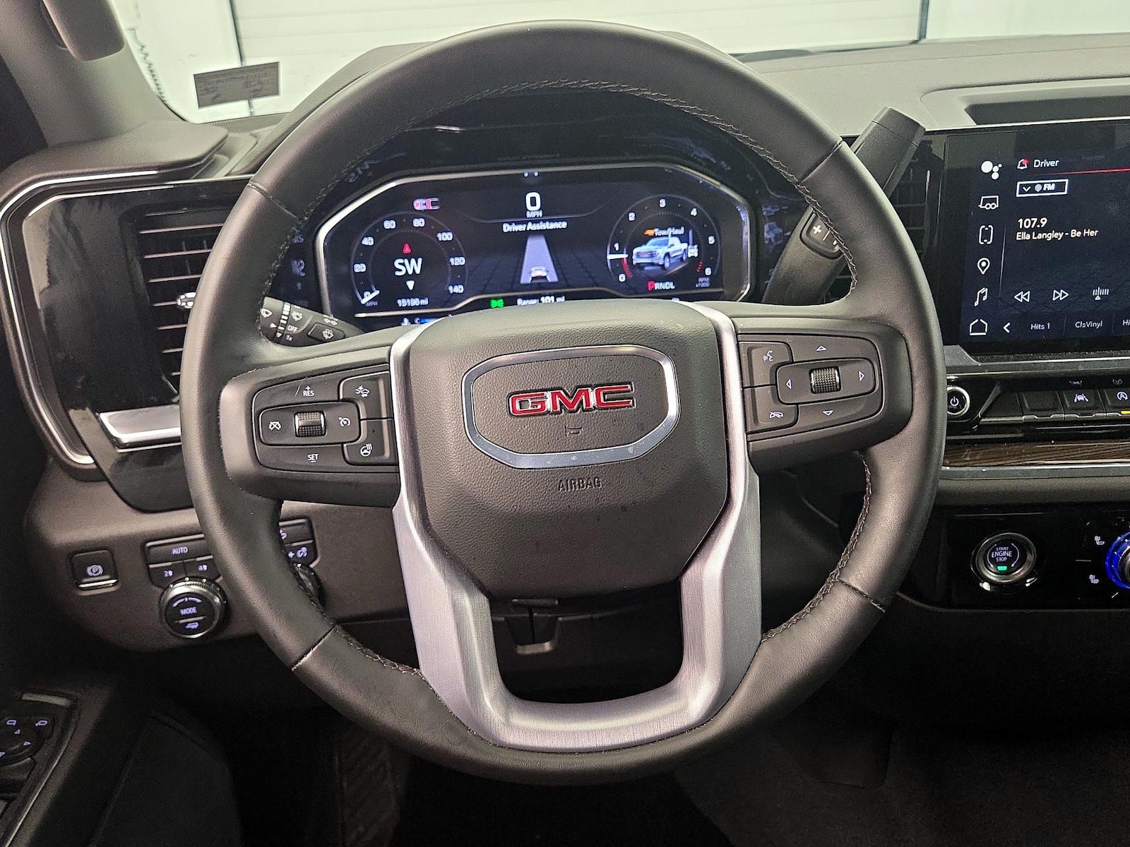 2024 GMC Sierra 1500 Elevation - Photo 11