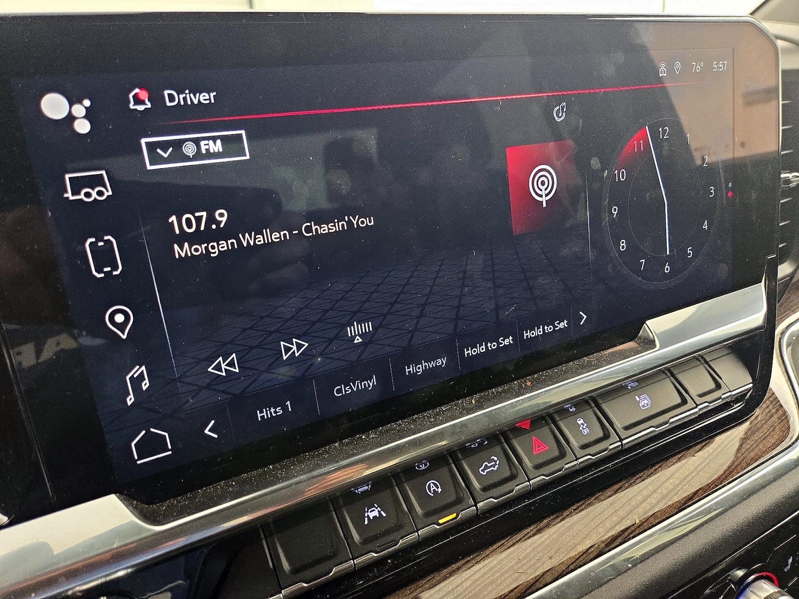 2024 GMC Sierra 1500 Elevation - Photo 16